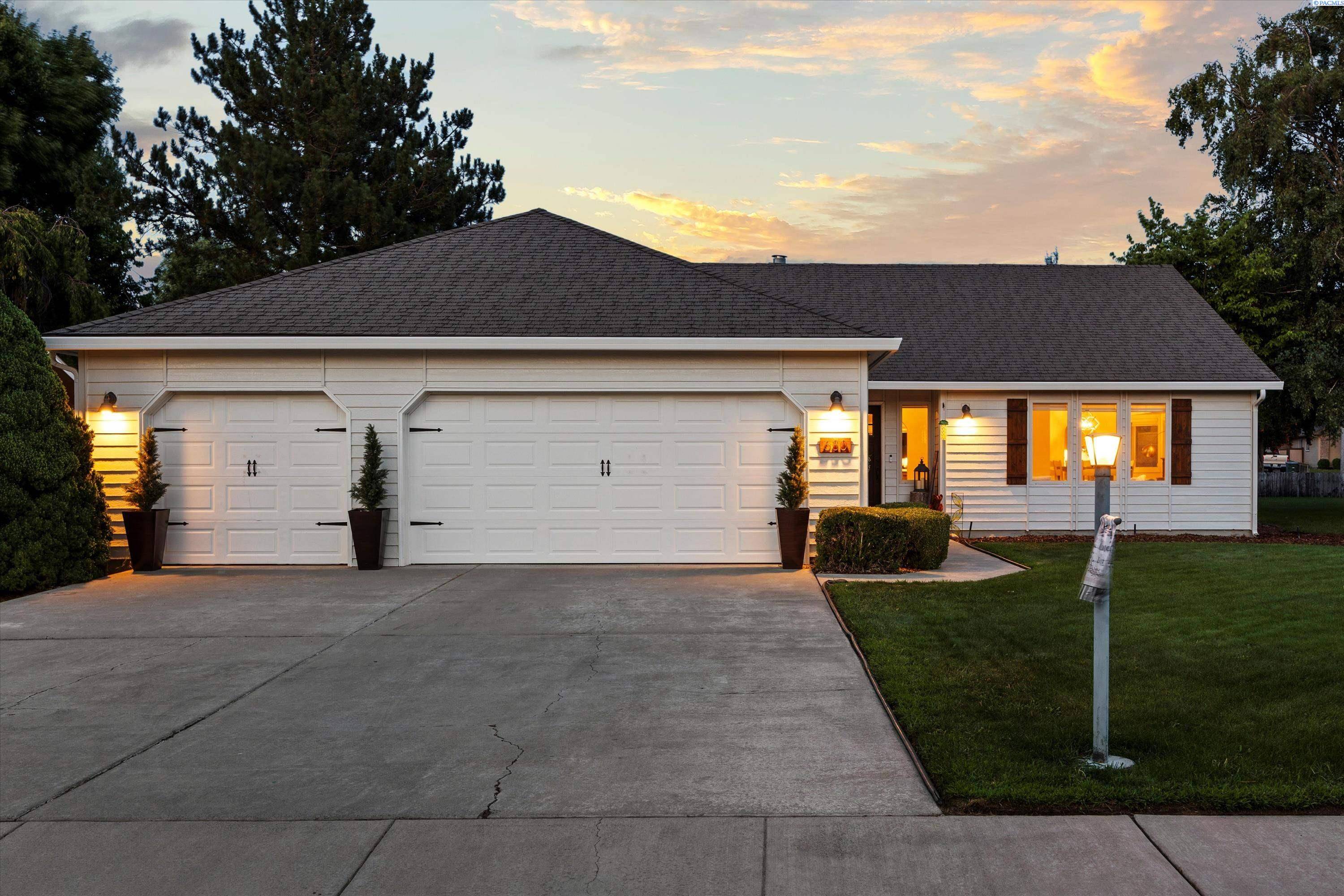 Richland, WA 99352,630 Meadow Dr East