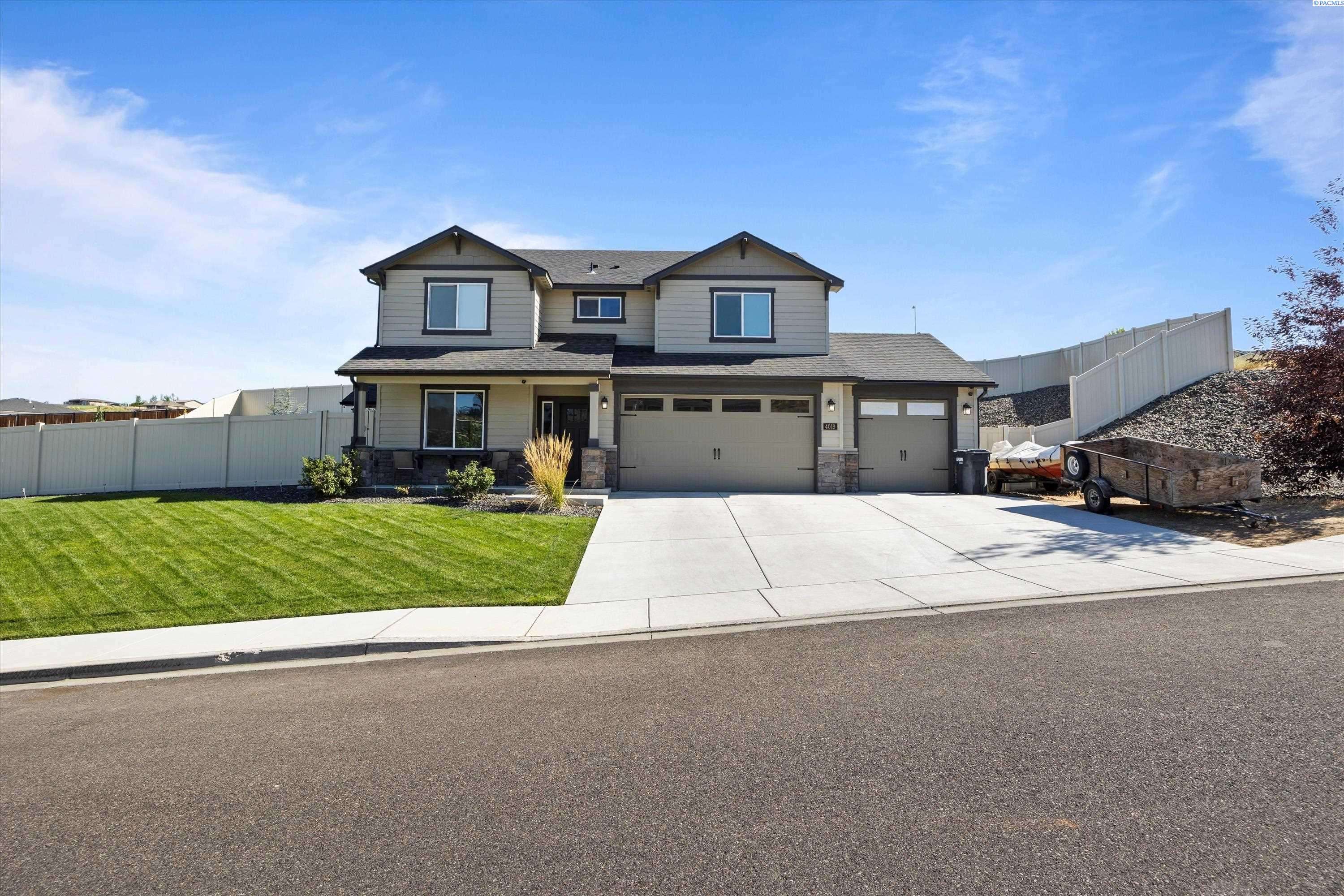 West Richland, WA 99353,4019 Queen St