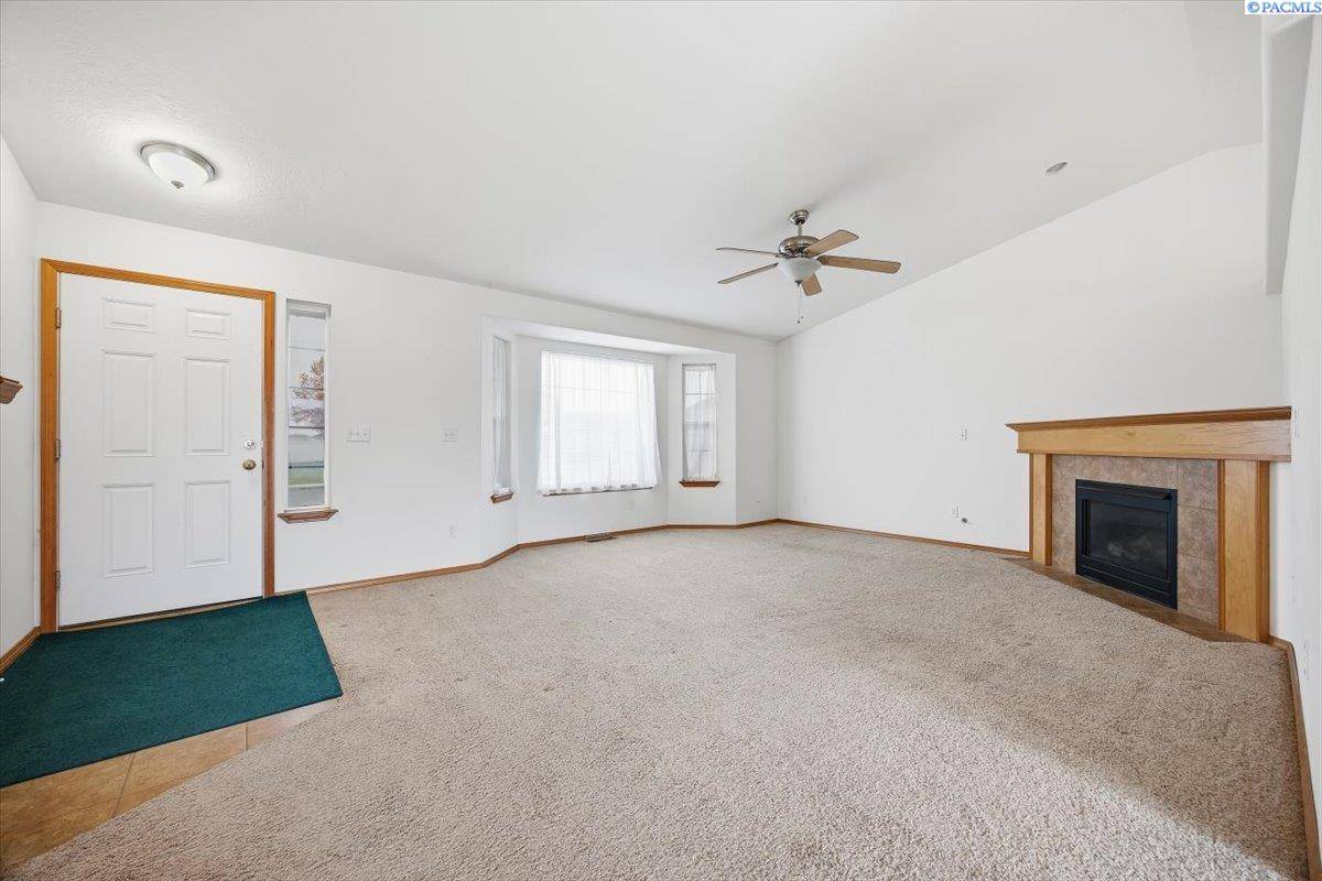 Pasco, WA 99301,7806 Snoqualmie Dr.