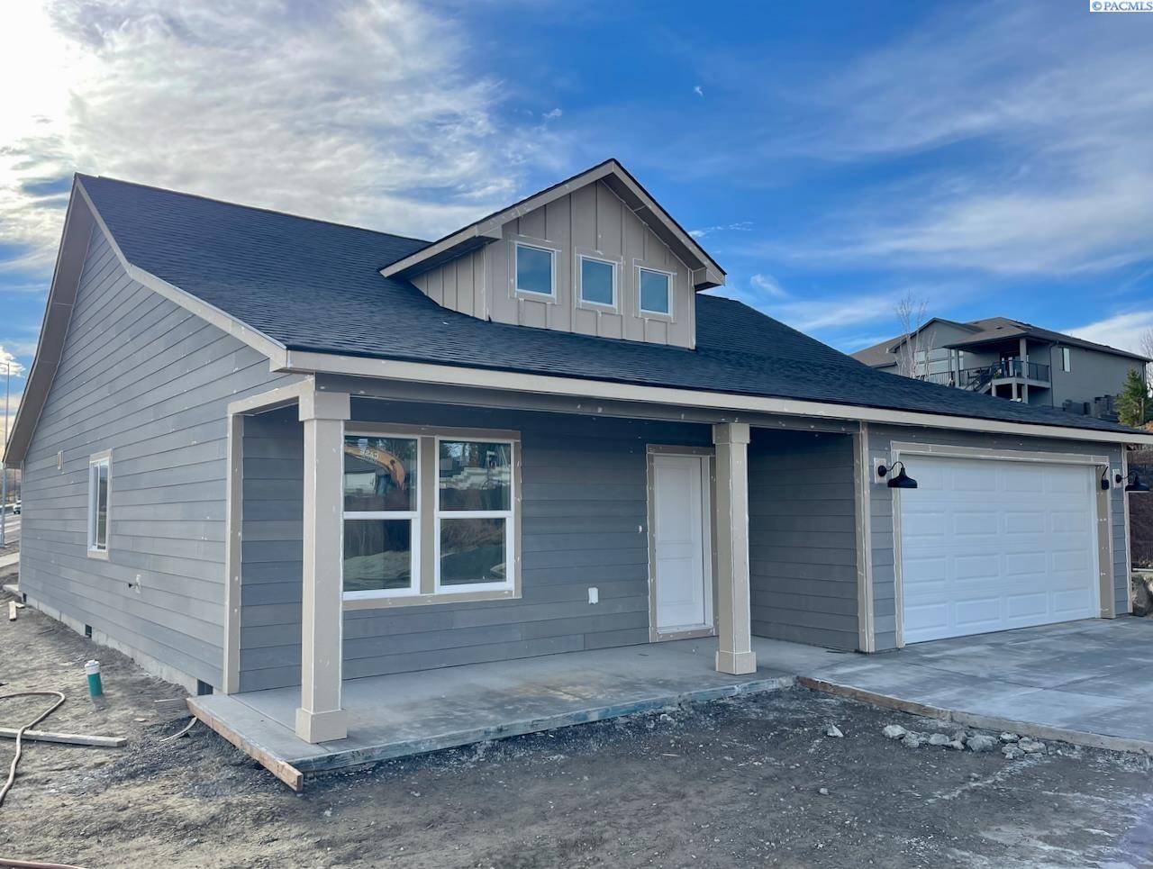 Kennewick, WA 99338,10015 W 15th Place