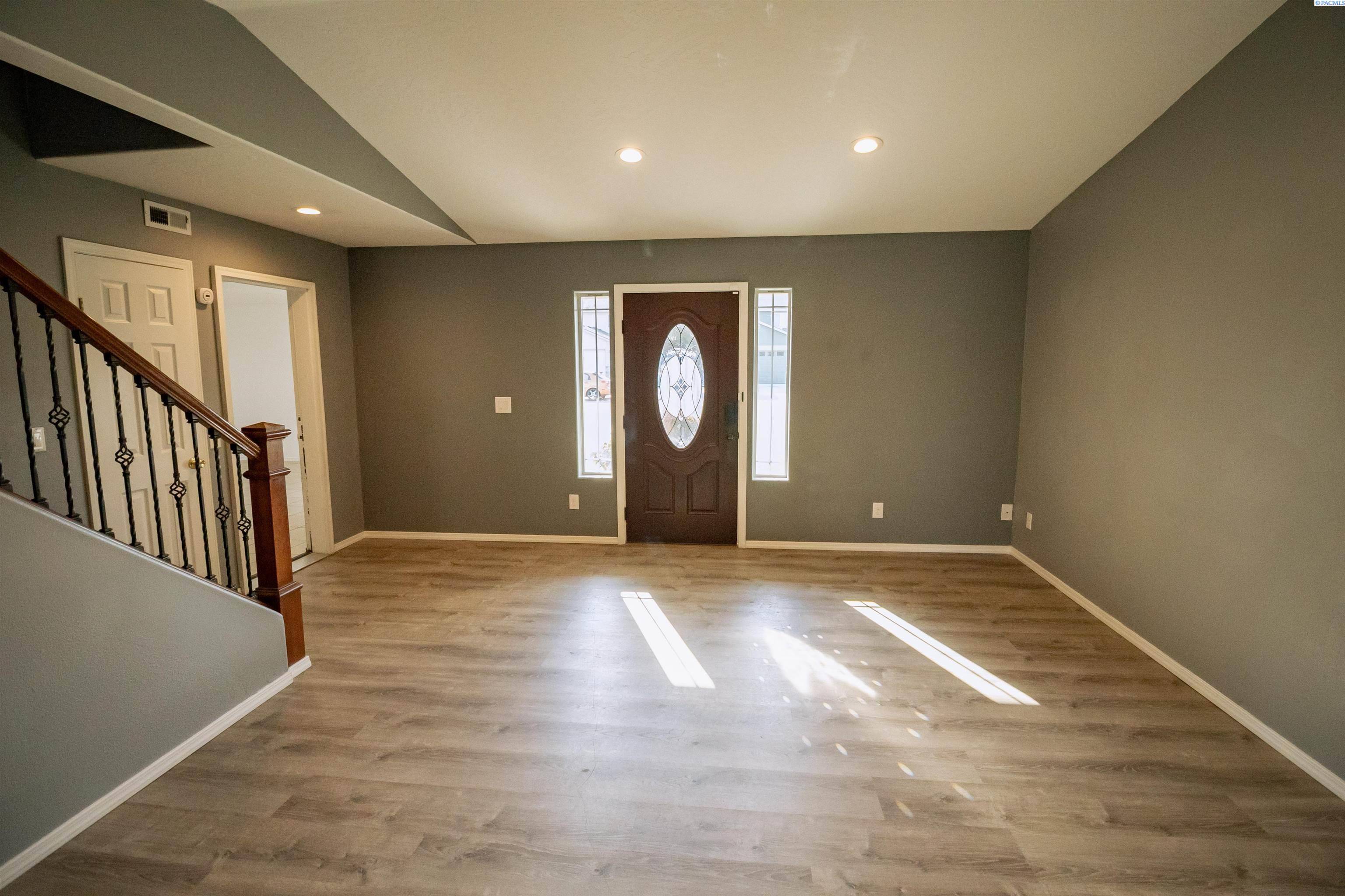 Pasco, WA 99301,1211 N Beech Ave