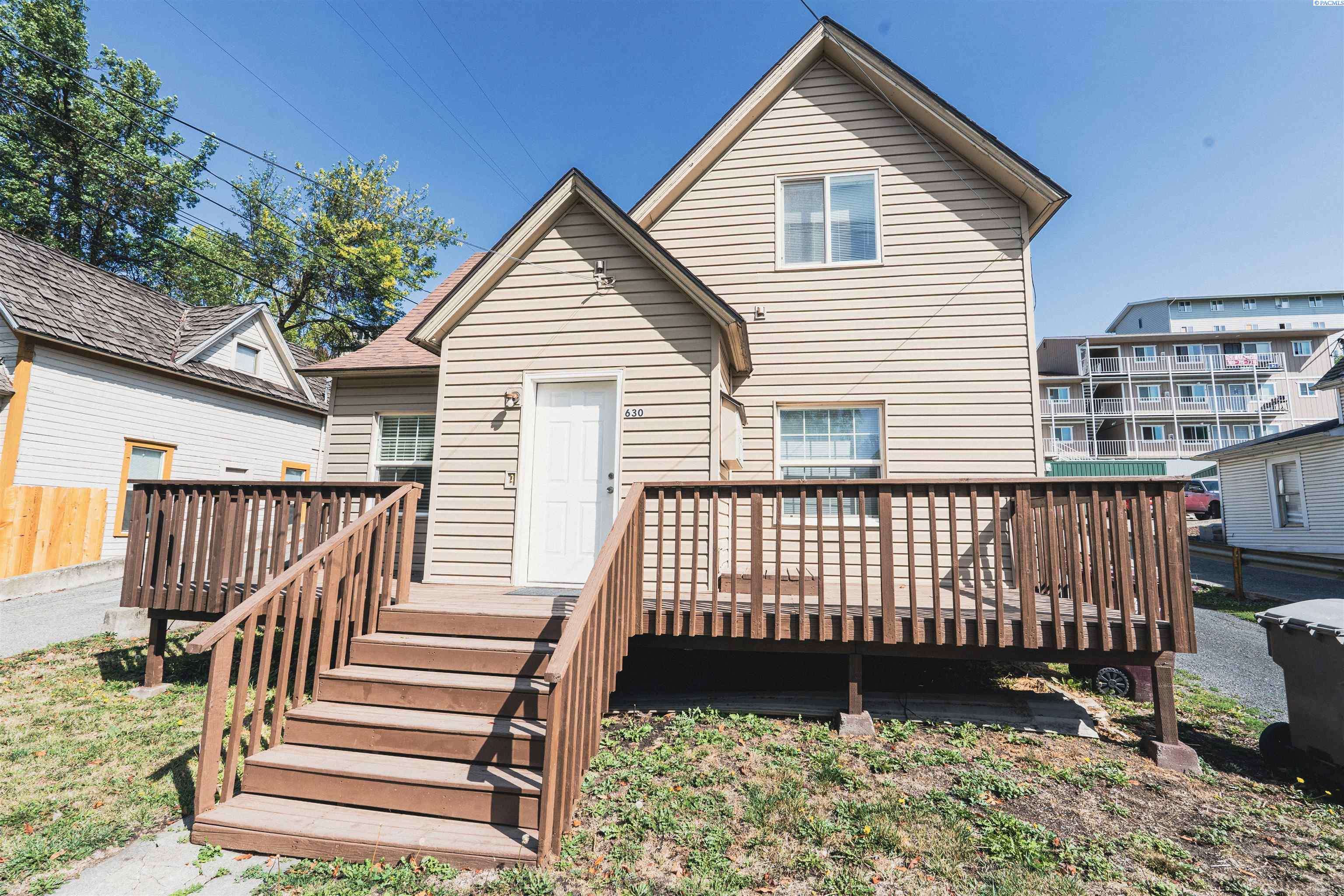 Pullman, WA 99163,630-634 NE Gray Lane