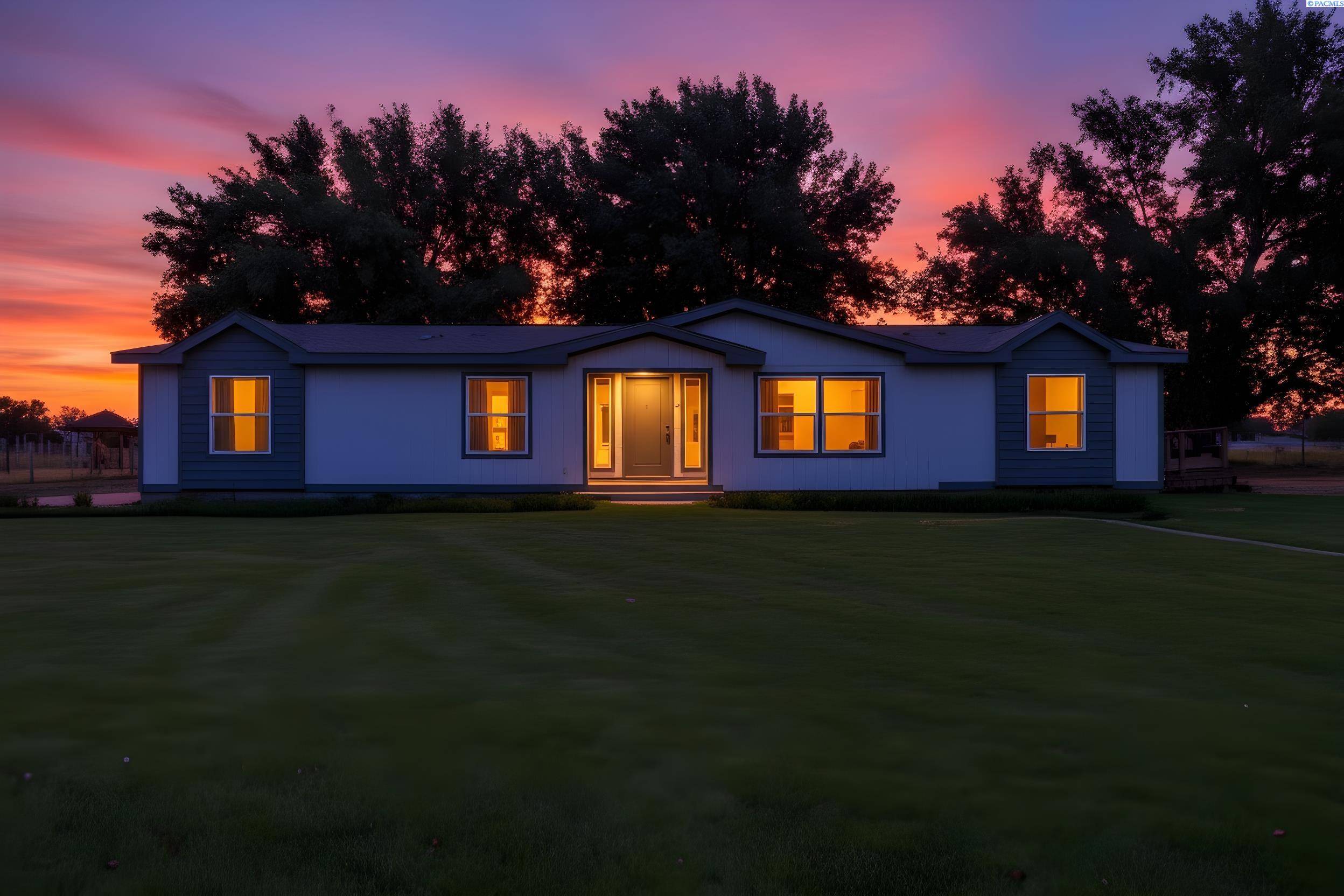 Kennewick, WA 99337,225104 E 421st Pr Se