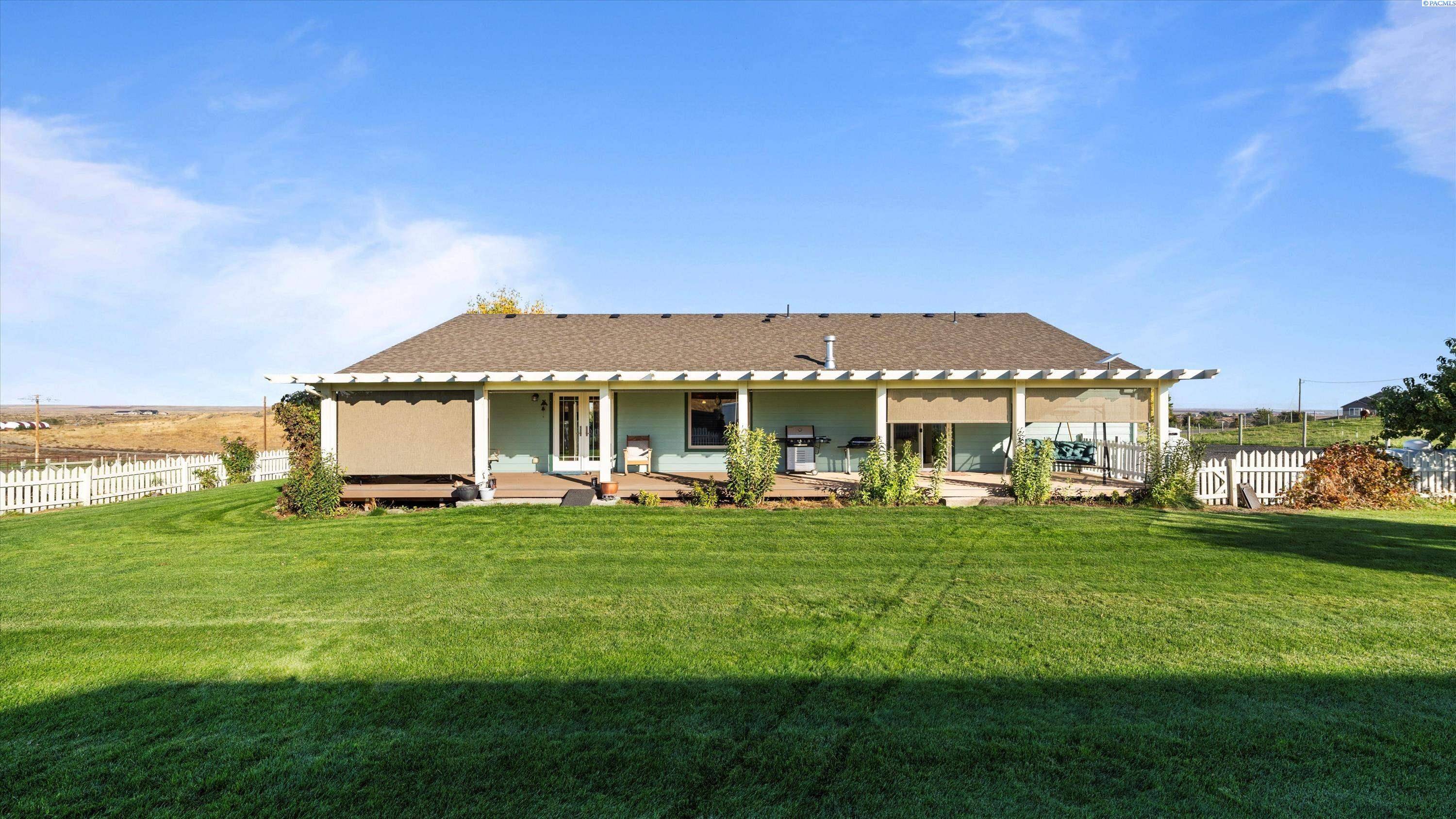 Eltopia, WA 99330,461 Summit Loop