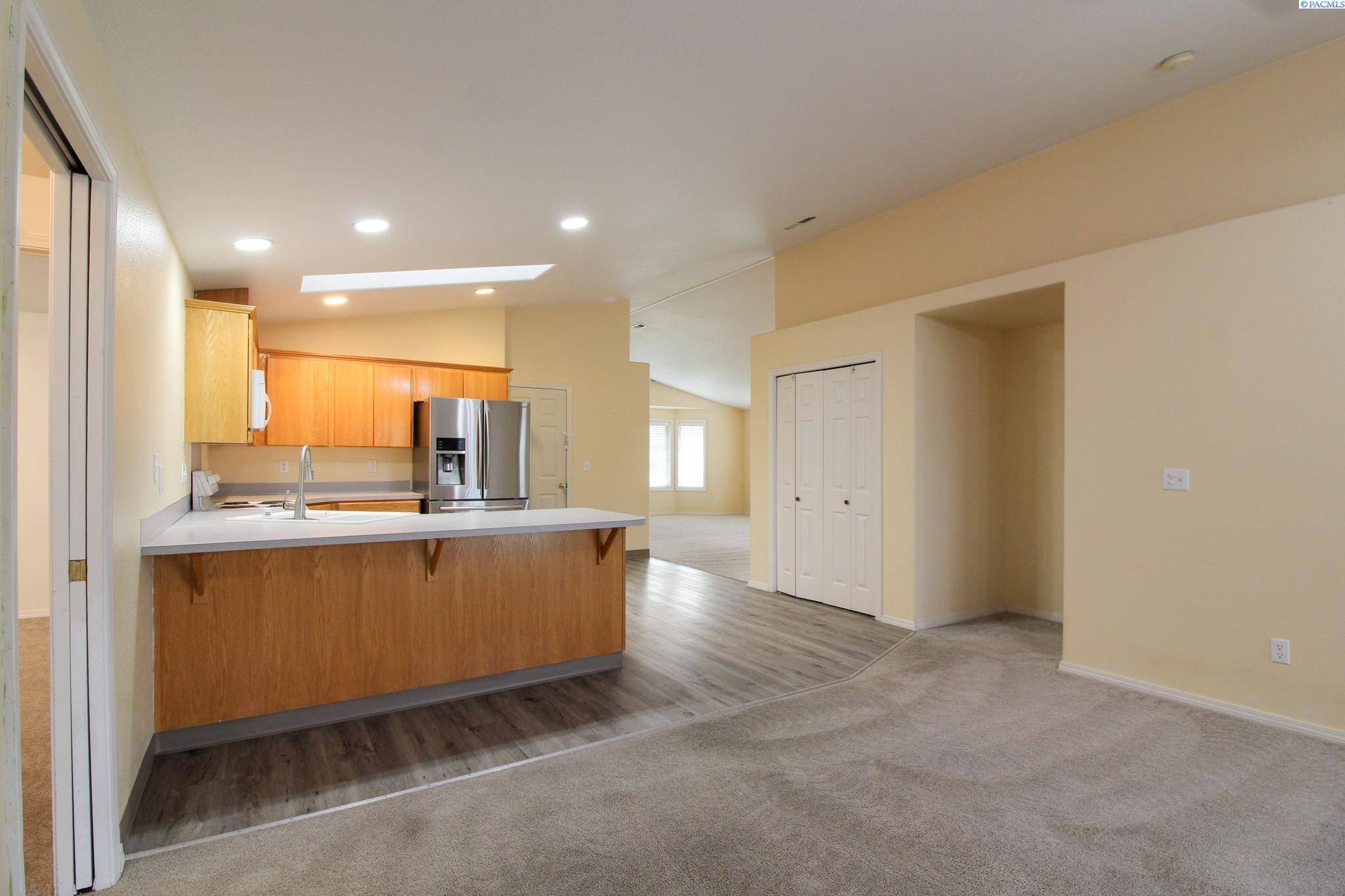 Pasco, WA 99301,8215 Camano Drive