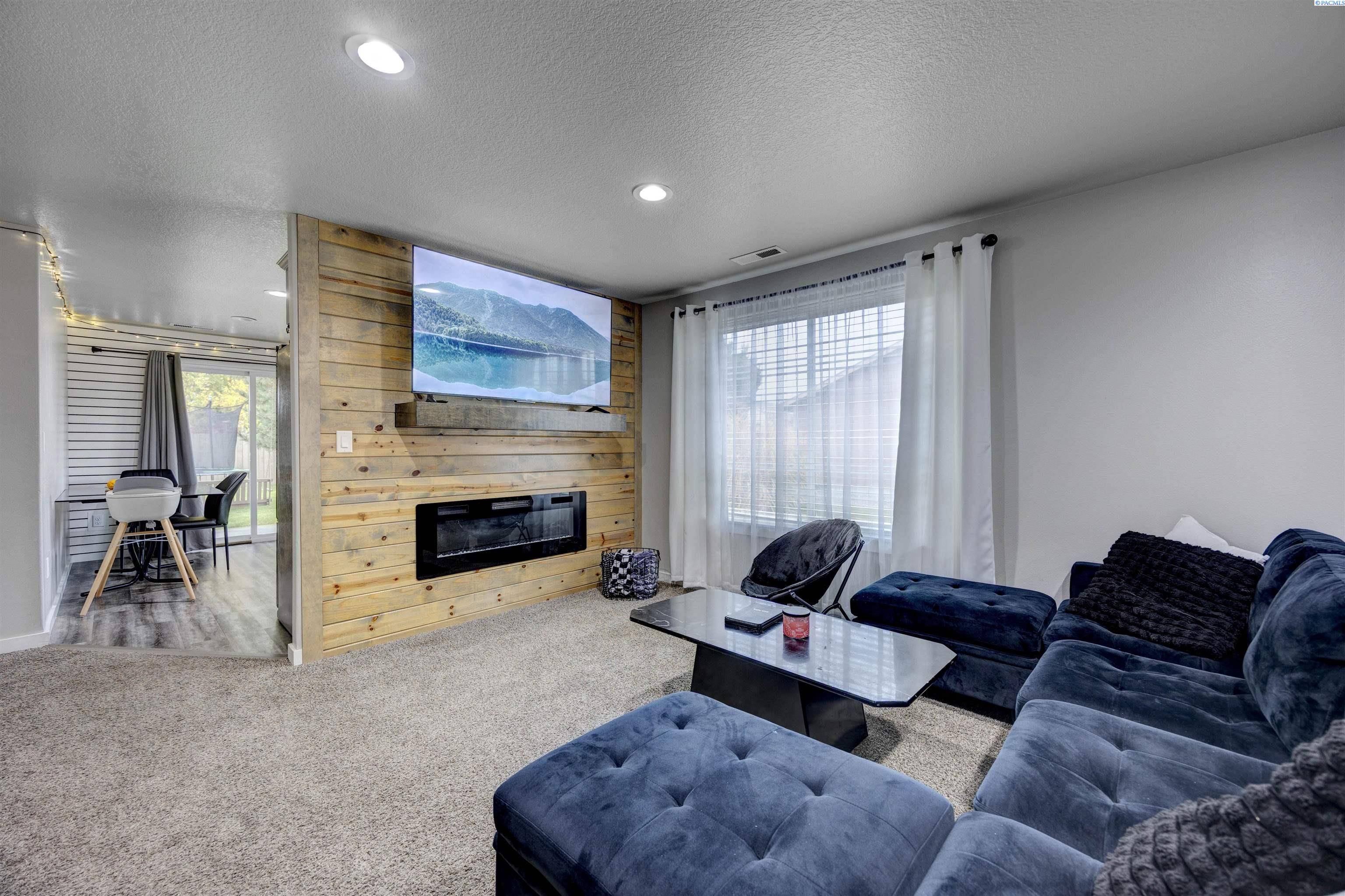 Pasco, WA 99301,8707 Overland Ct