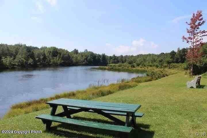 Penn Forest Township, PA 18210,406 Deerfoot LN