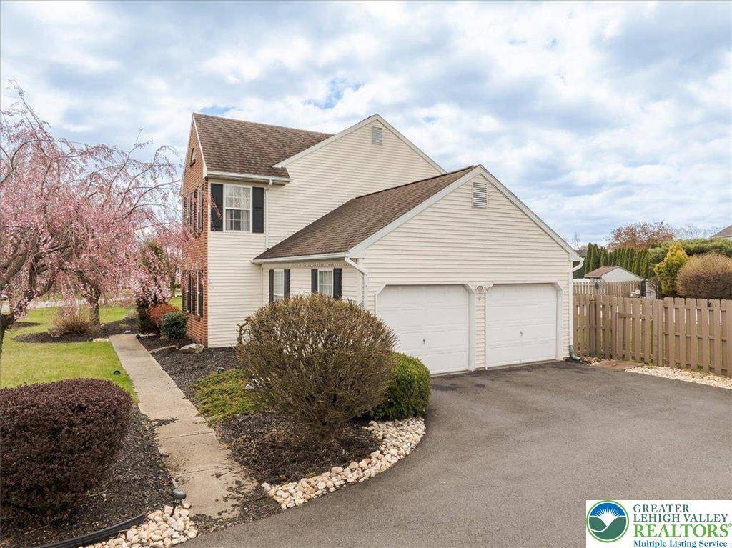 Hanover Twp, PA 18017,4417 Lenox DR