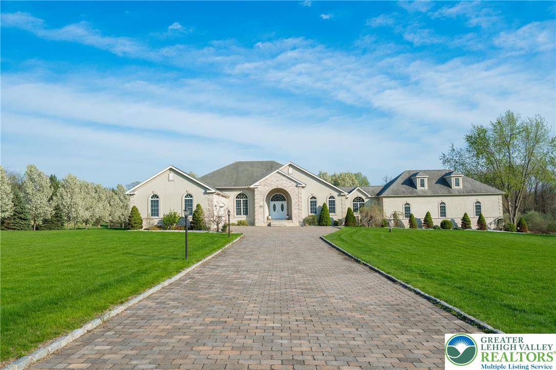 Bushkill Twp, PA 18064,901 Meyer RD