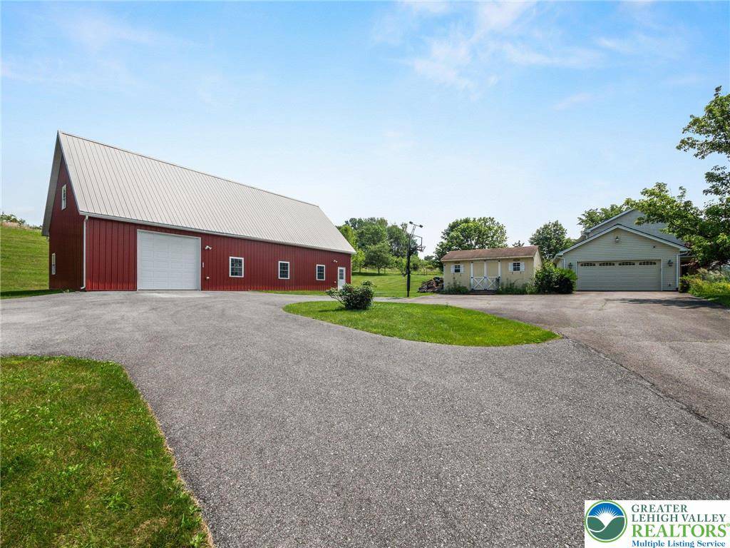 PA 19539,39 Kempton RD