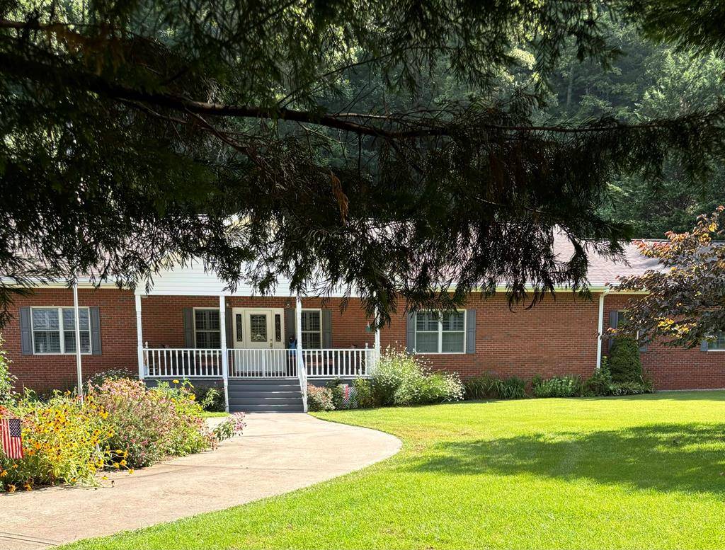 Hiawassee, GA 30546,1631 Moody Holw