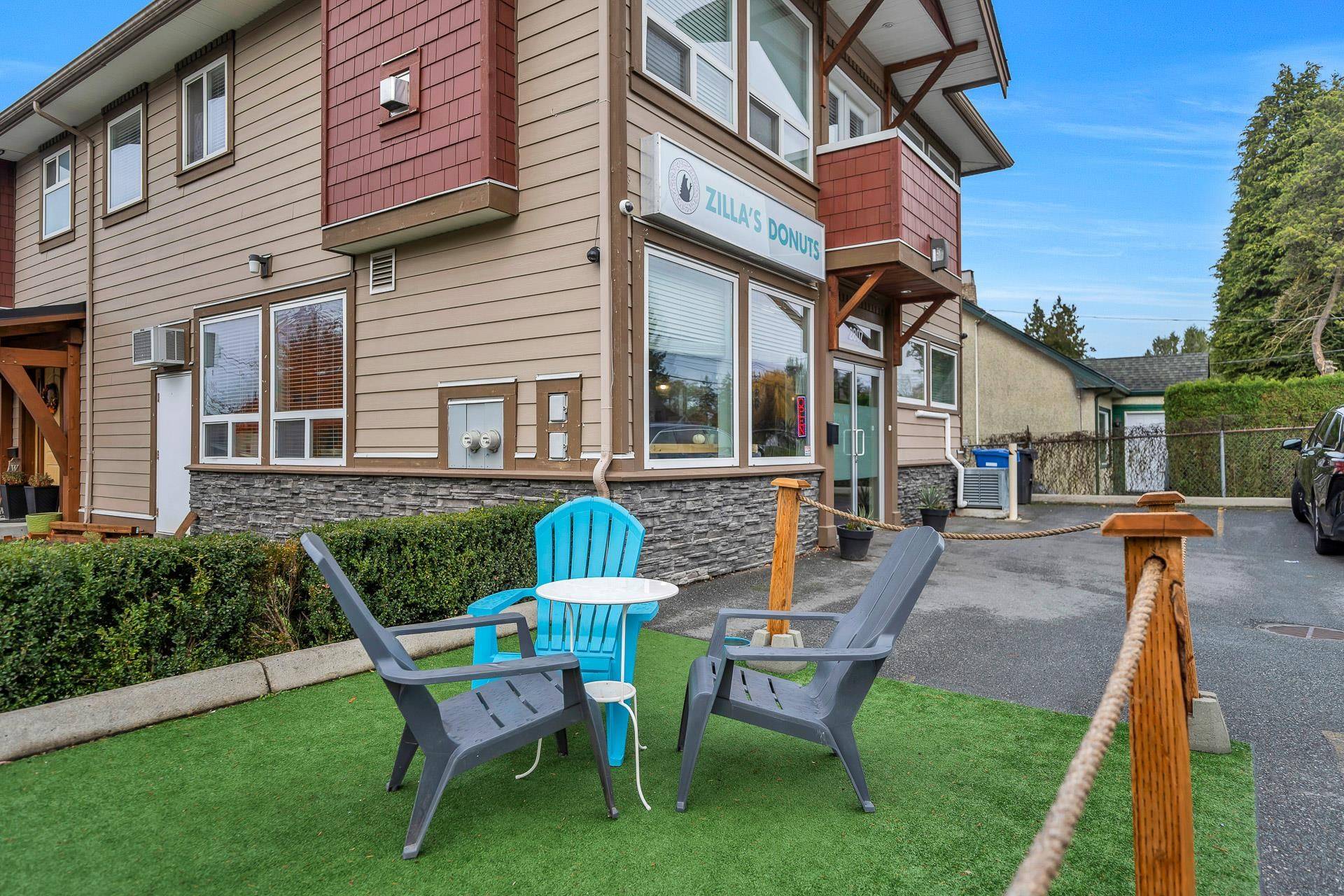 Abbotsford, BC V2S 3Y9,2807 Maple ST