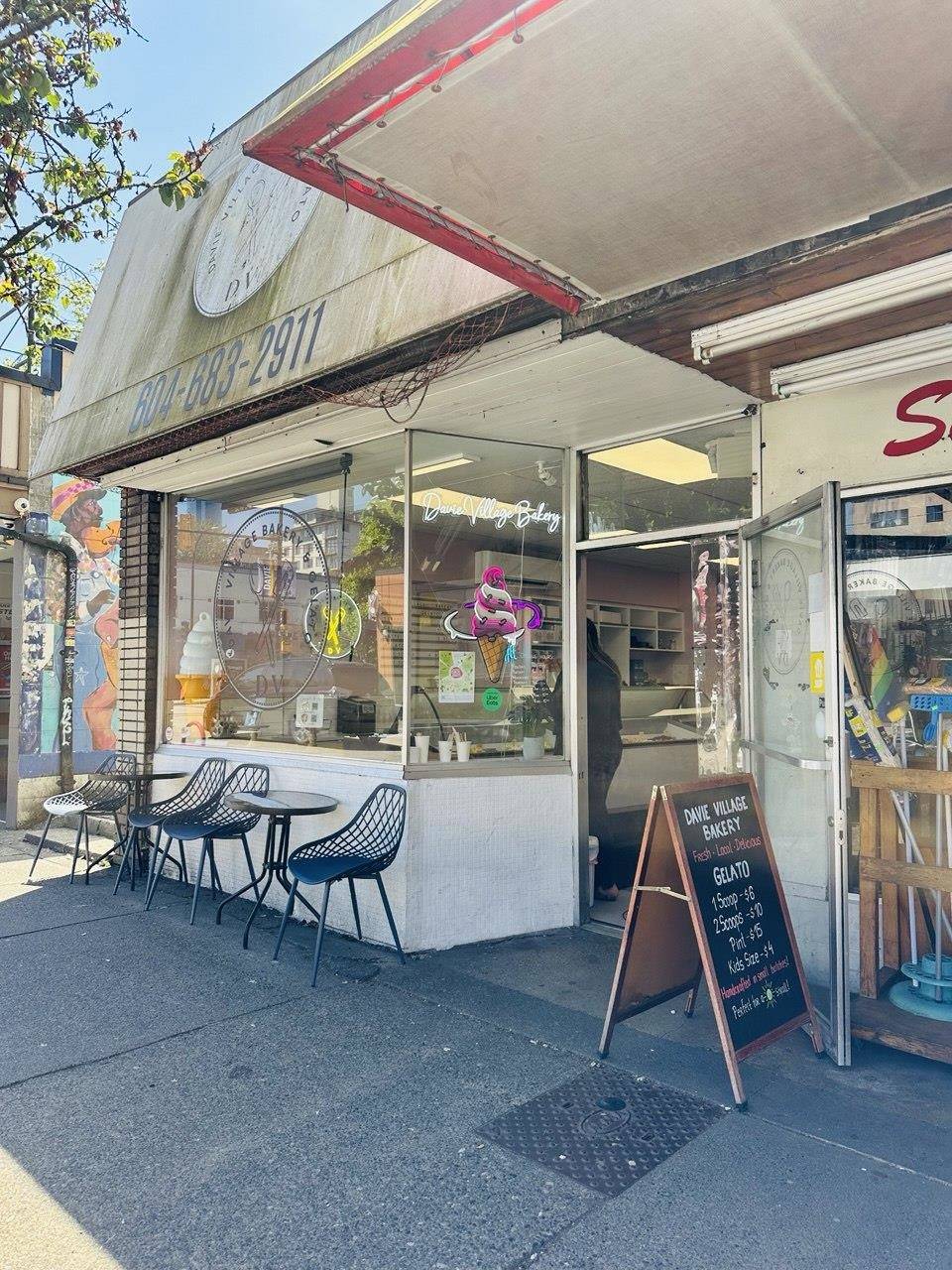 Vancouver, BC V6E 1N3,1216 Davie ST