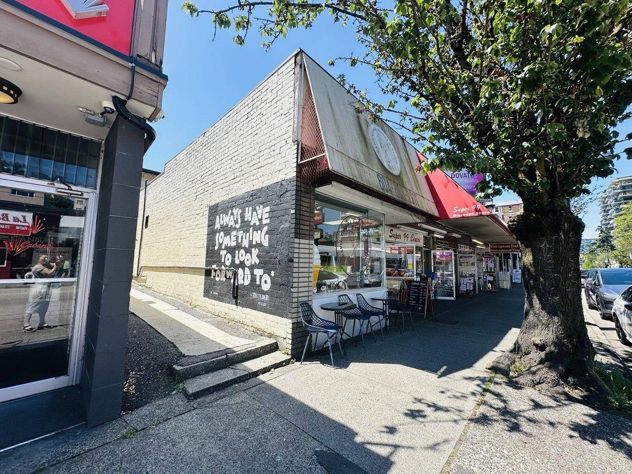 Vancouver, BC V6E 1N3,1216 Davie ST