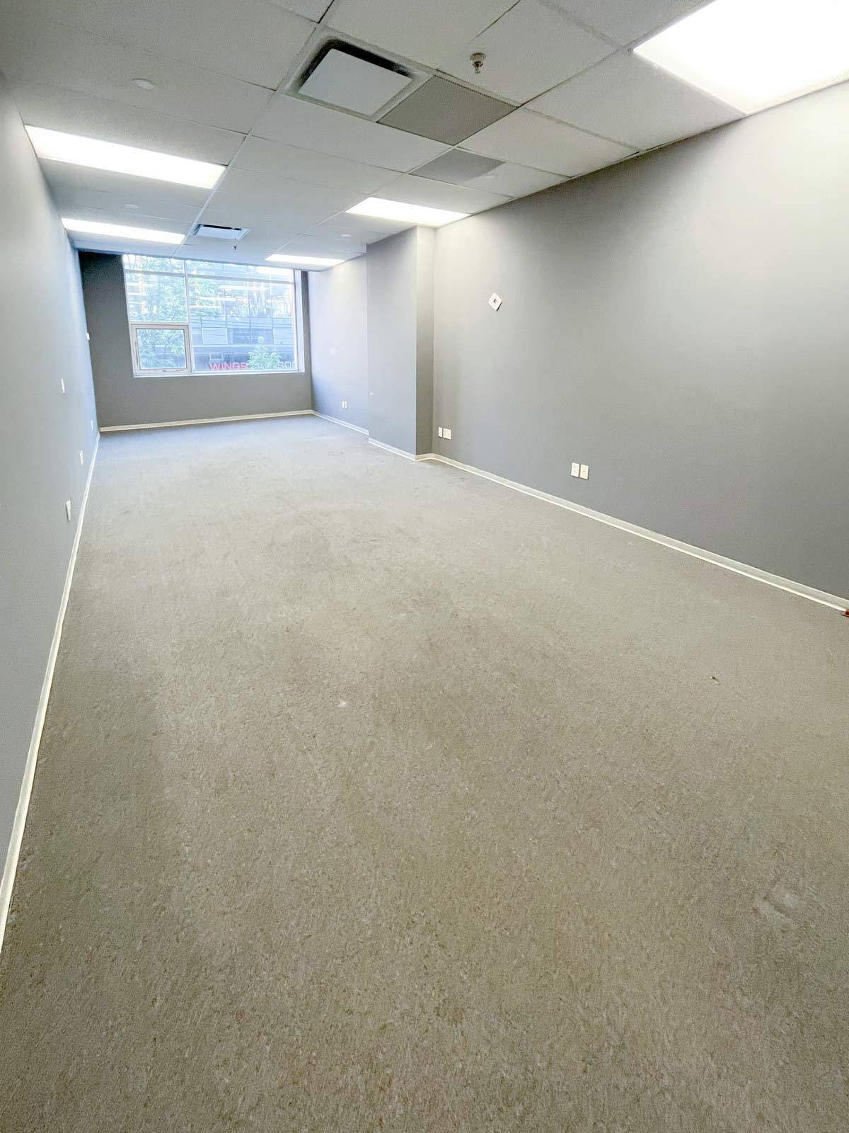 Vancouver, BC V6B 6H5,515 W Pender ST #237