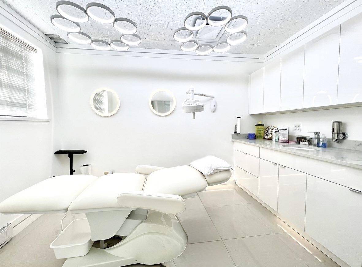 Richmond, BC V0V 0V0,11779 Confidential