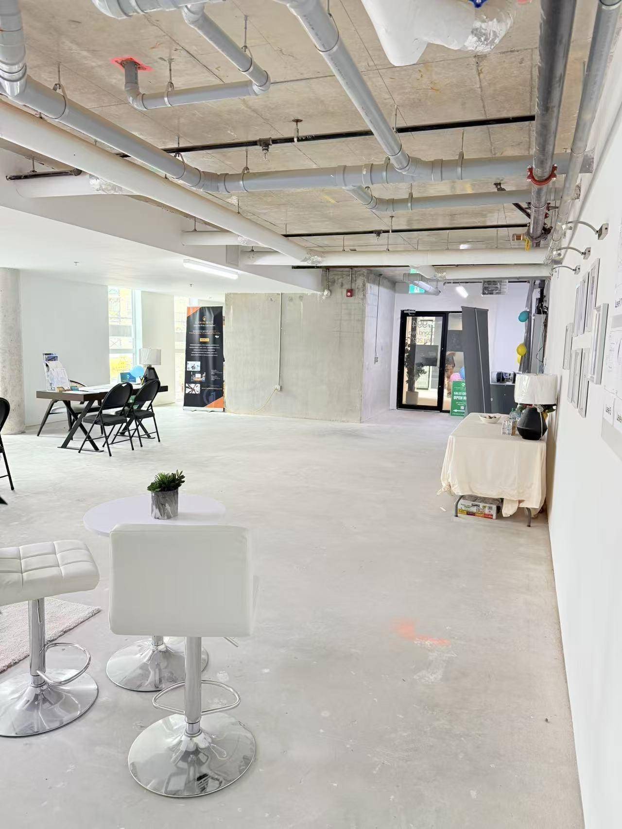 Squamish, BC V8B 0C3,37994 Second AVE #202