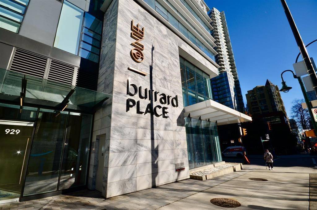 Vancouver, BC V6Z 1W2,1281 Hornby ST #648