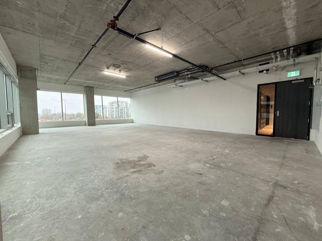 Richmond, BC V0V 0V0,5599 No.3 RD #710