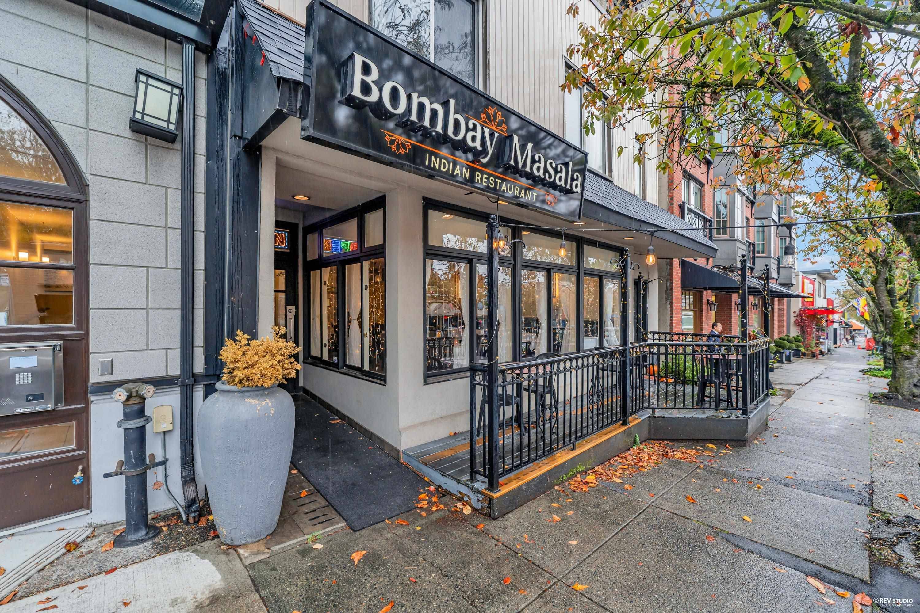 Vancouver, BC V6R 2H8,4473 W 10th AVE