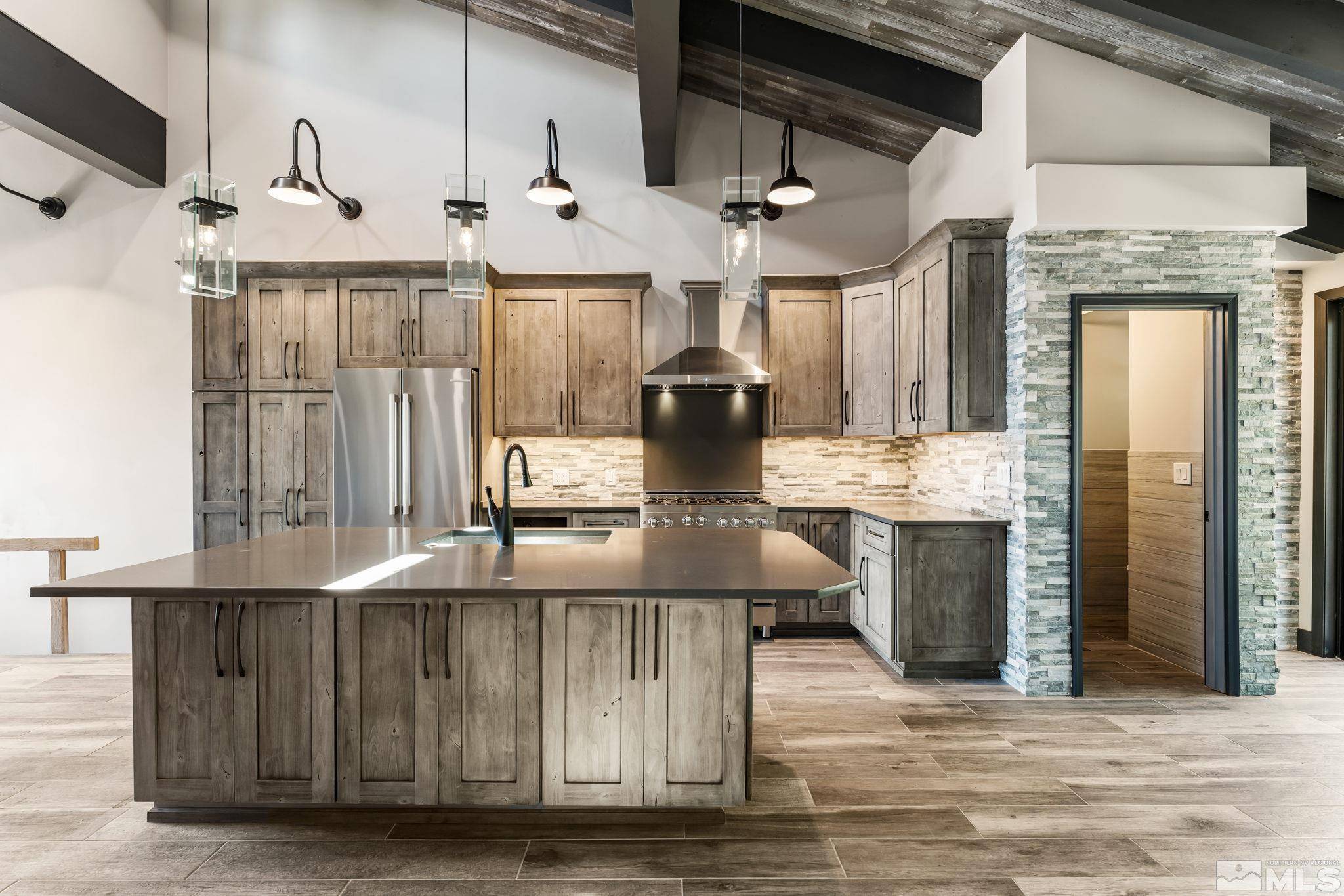 Stateline, NV 89449,122 Snowbird #B