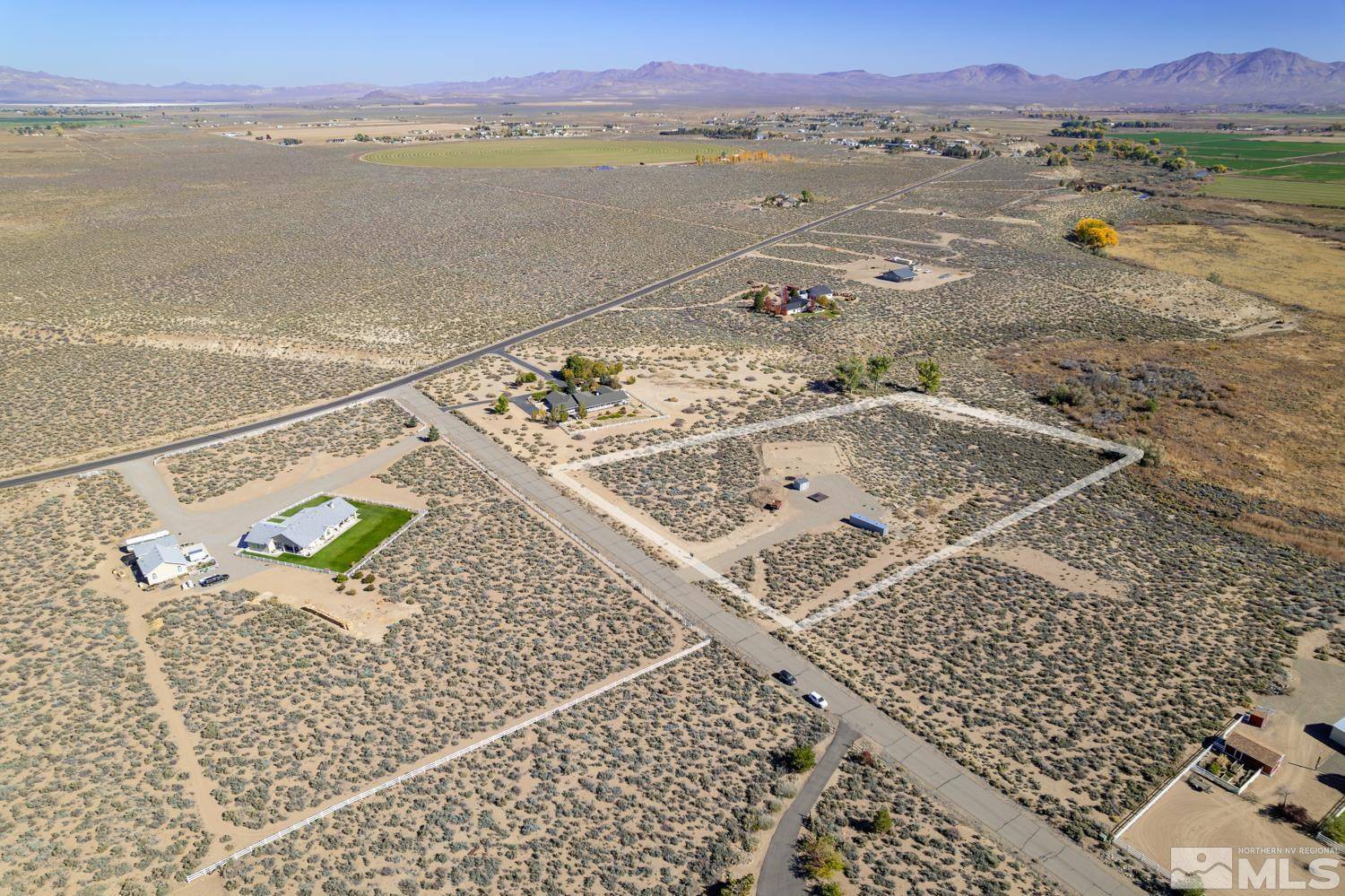 Smith Valley, NV 89444,10 Walters LN Lane