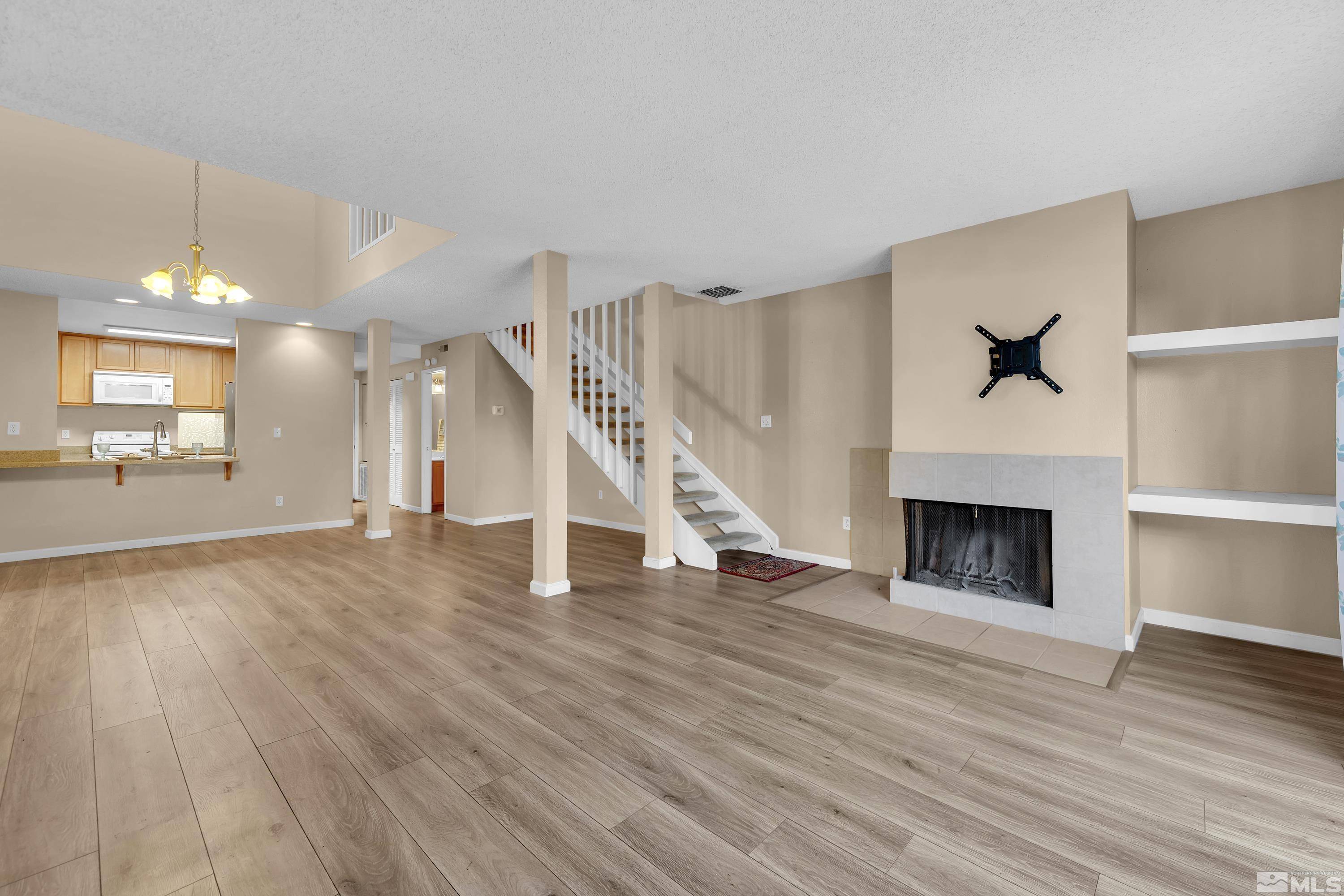 Reno, NV 89509,2904 Eastshore PL Place