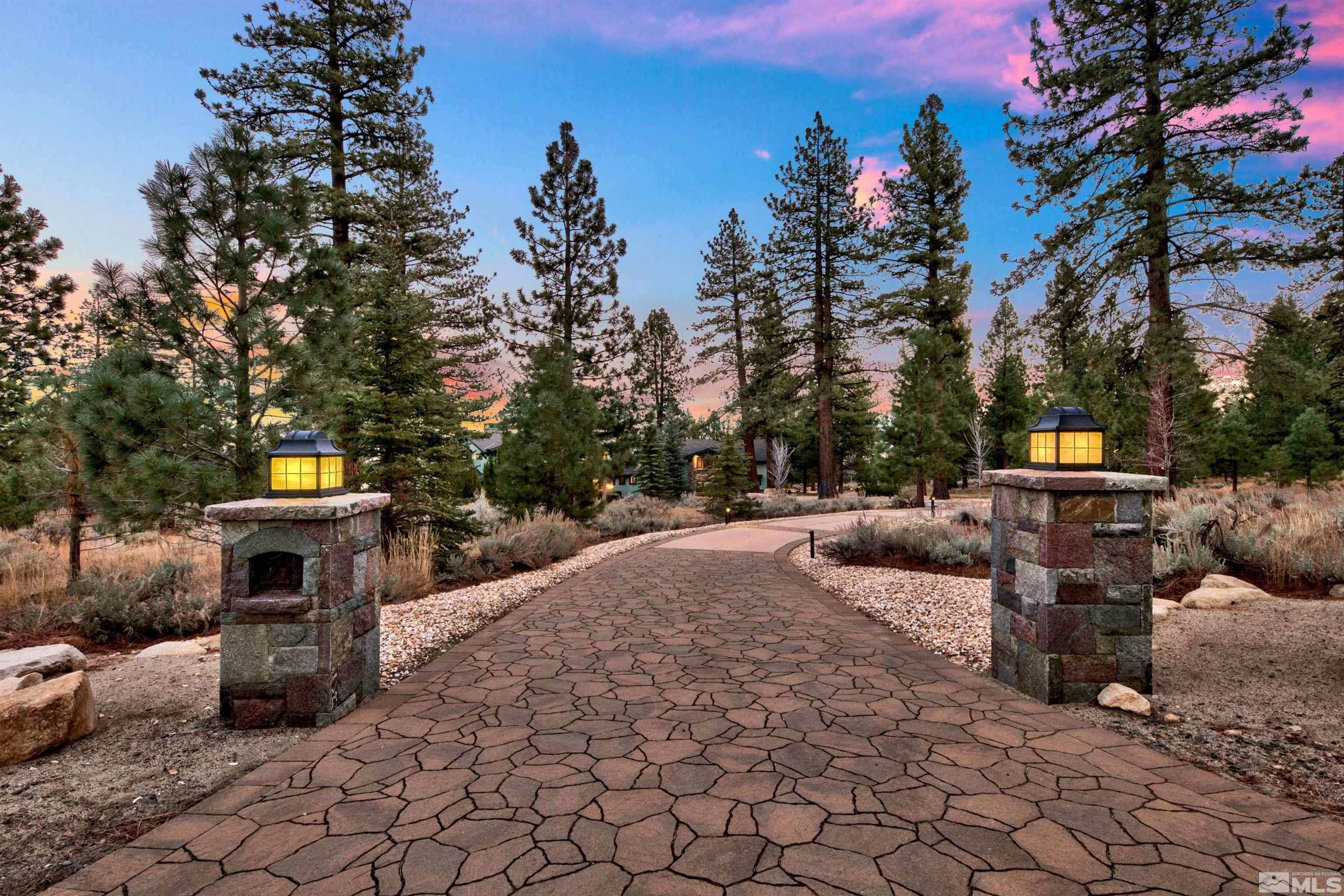 Gardnerville, NV 89460,229 Five Creek RD Road