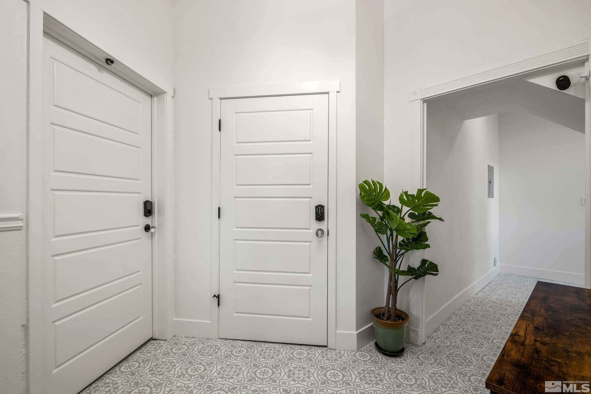 Reno, NV 89501,214 Stewart ST Street