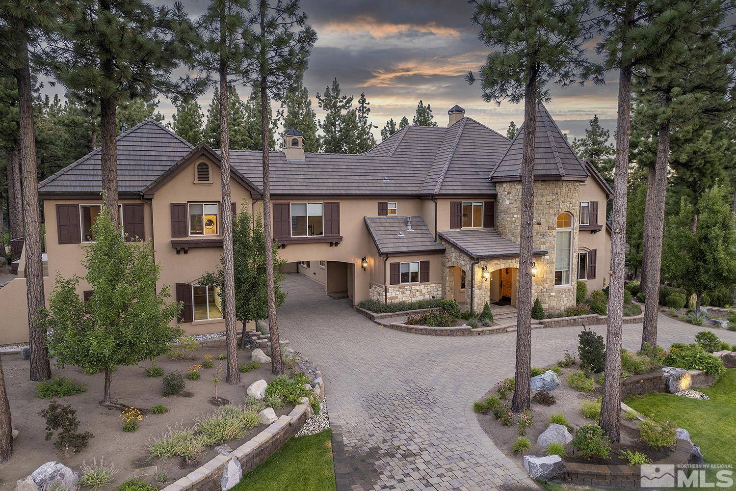 Reno, NV 89511,6130 Lake Geneva DR Drive