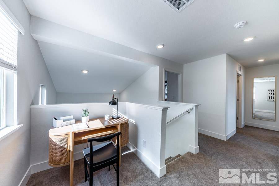 Sparks, NV 89436,1833 Amazonite DR #Lot #191