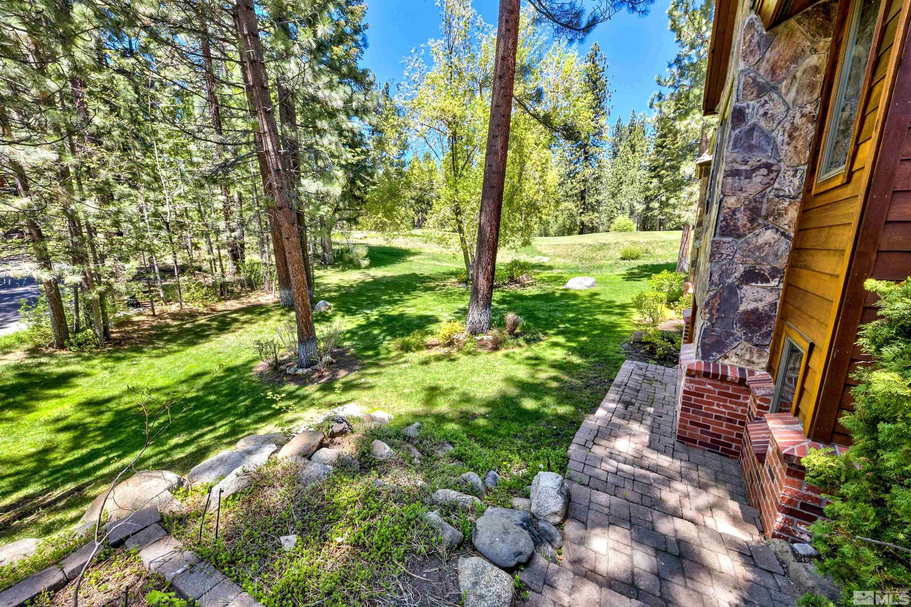 Incline Village, NV 89451,960 4Th Green DR Drive