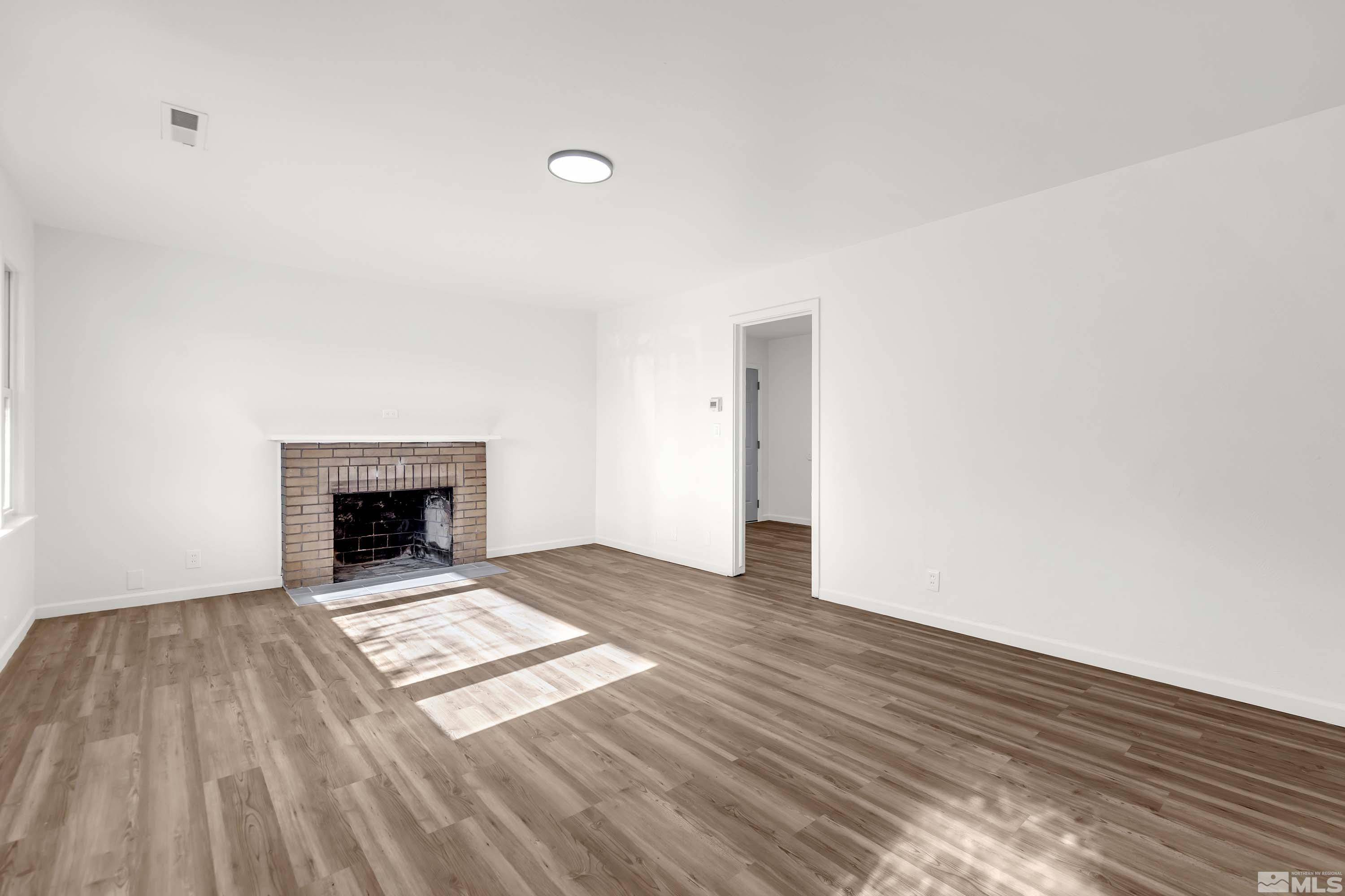 Reno, NV 89502,885 Belli DR Drive