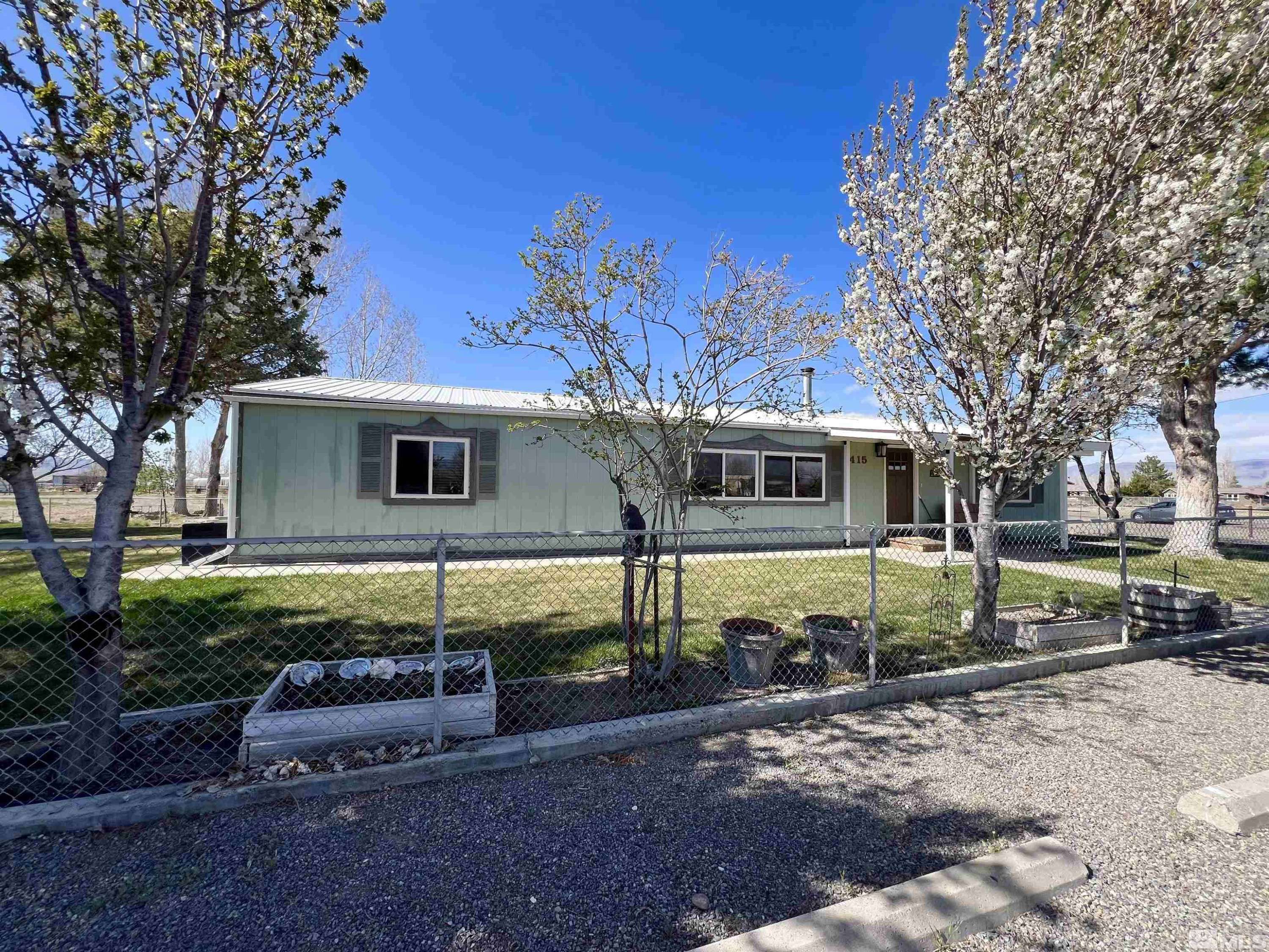 Battle Mountain, NV 89820,415 Ranchette AVE Avenue