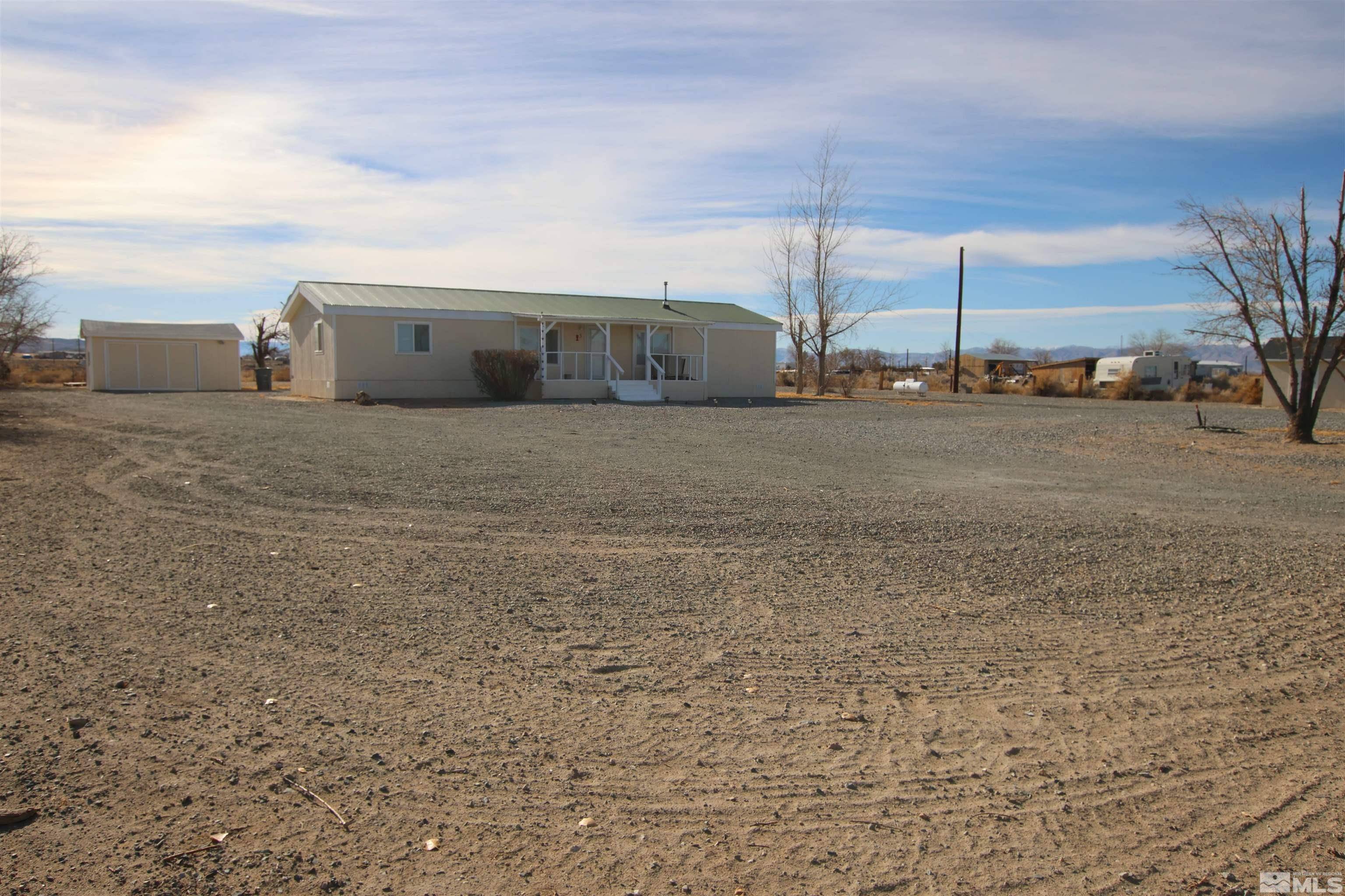 Yerington, NV 89447,5 Basque LN Lane