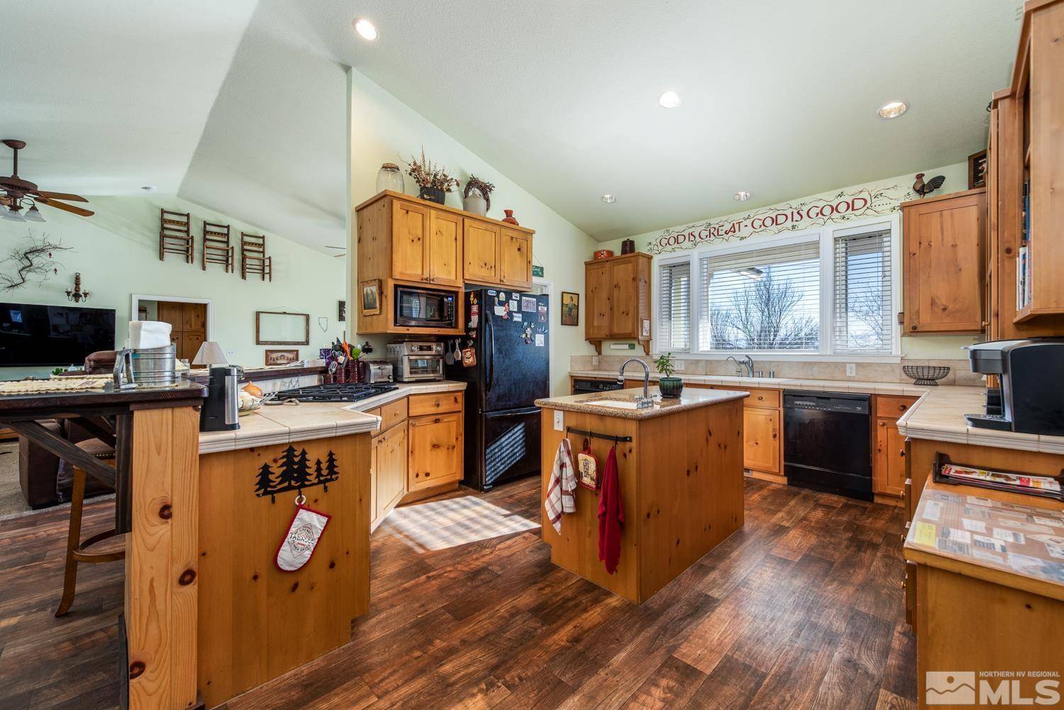 Minden, NV 89423,1480 Johnson LN Lane