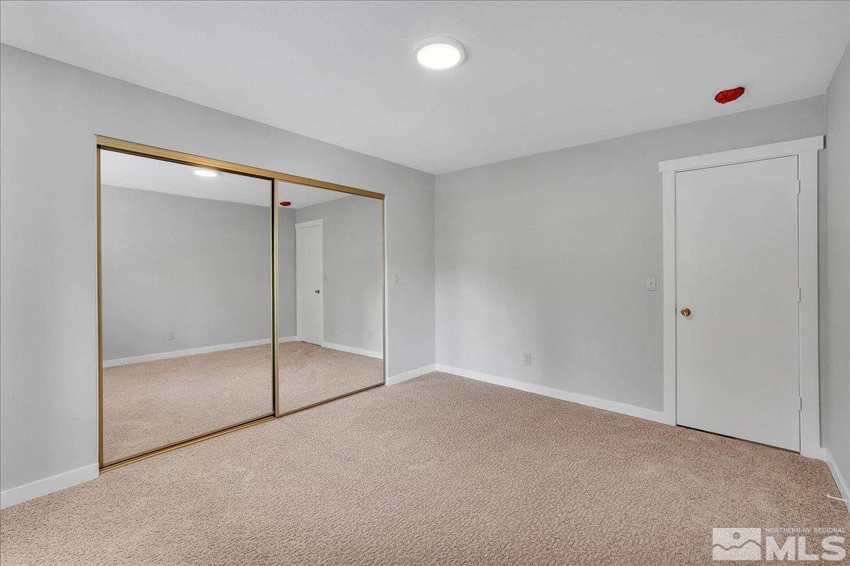 Stateline, NV 89449,729 Tina