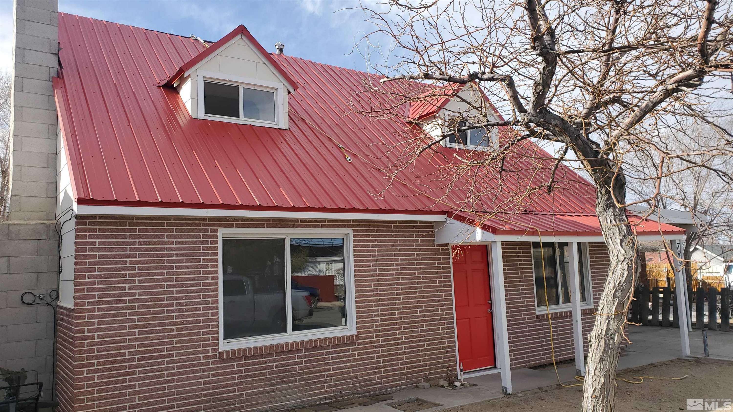 Hawthorne, NV 89415,785 D ST Street