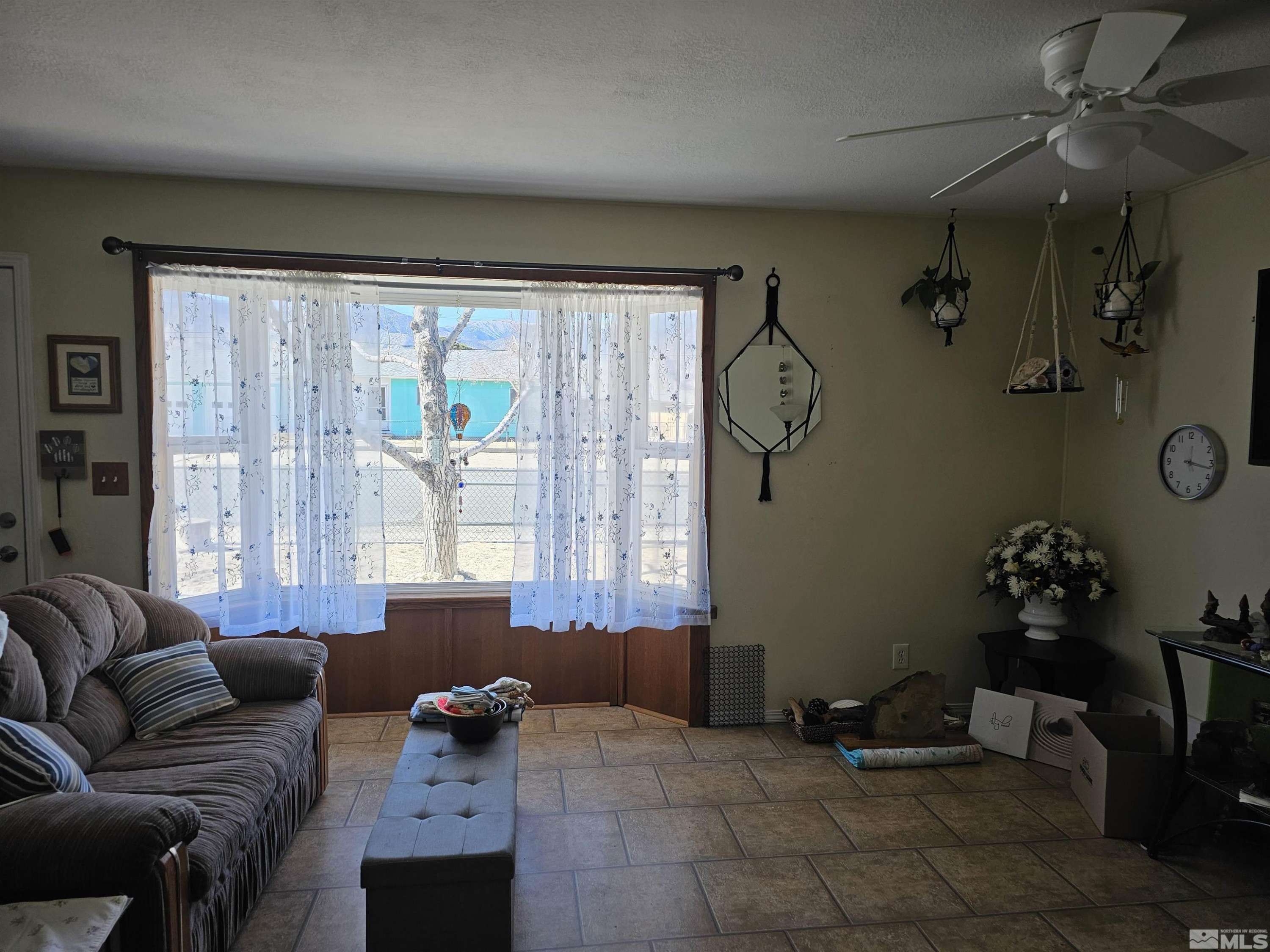 Hawthorne, NV 89415,864 K ST Street