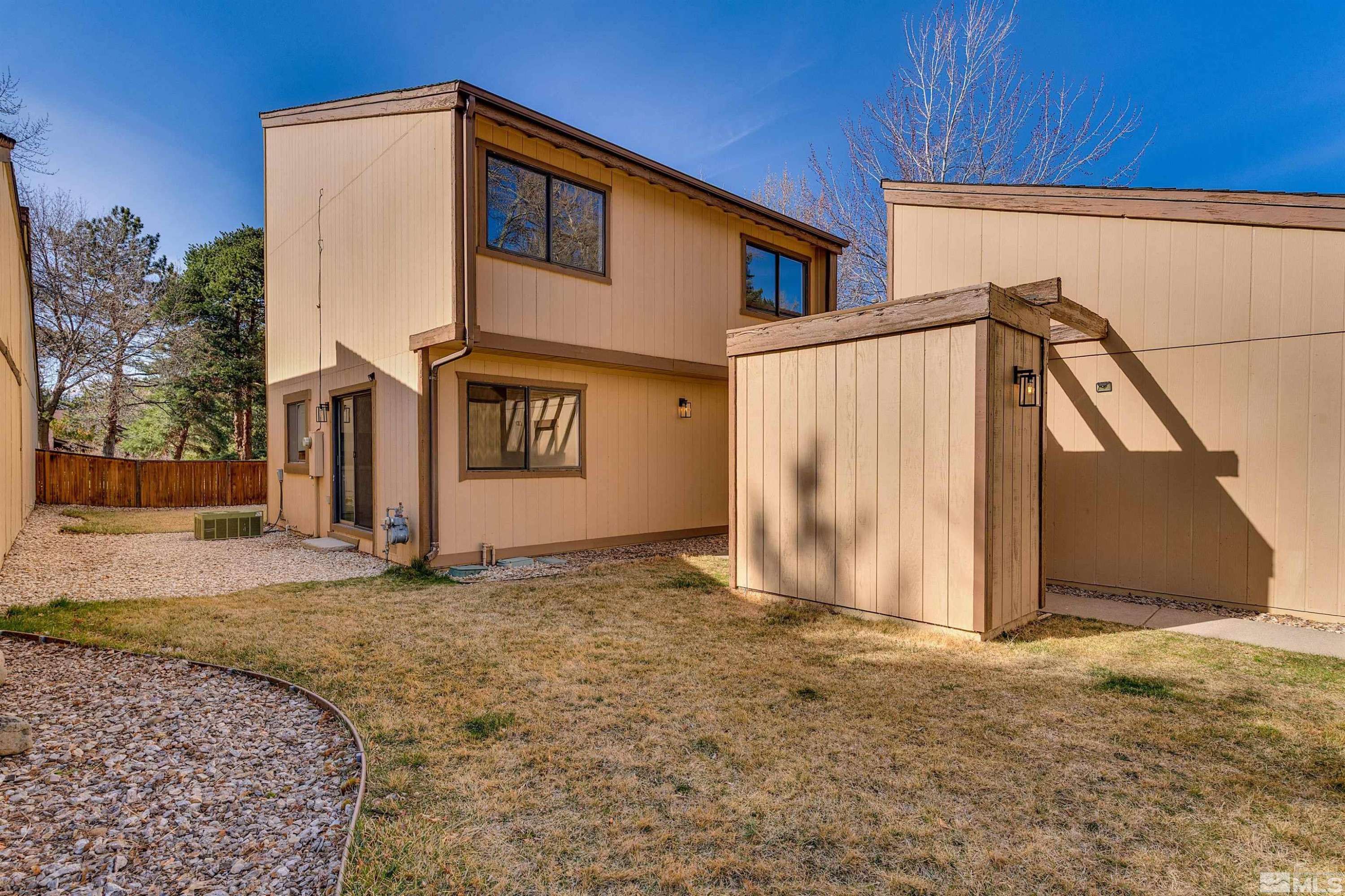 Reno, NV 89509,350 E Riverview CIR Circle
