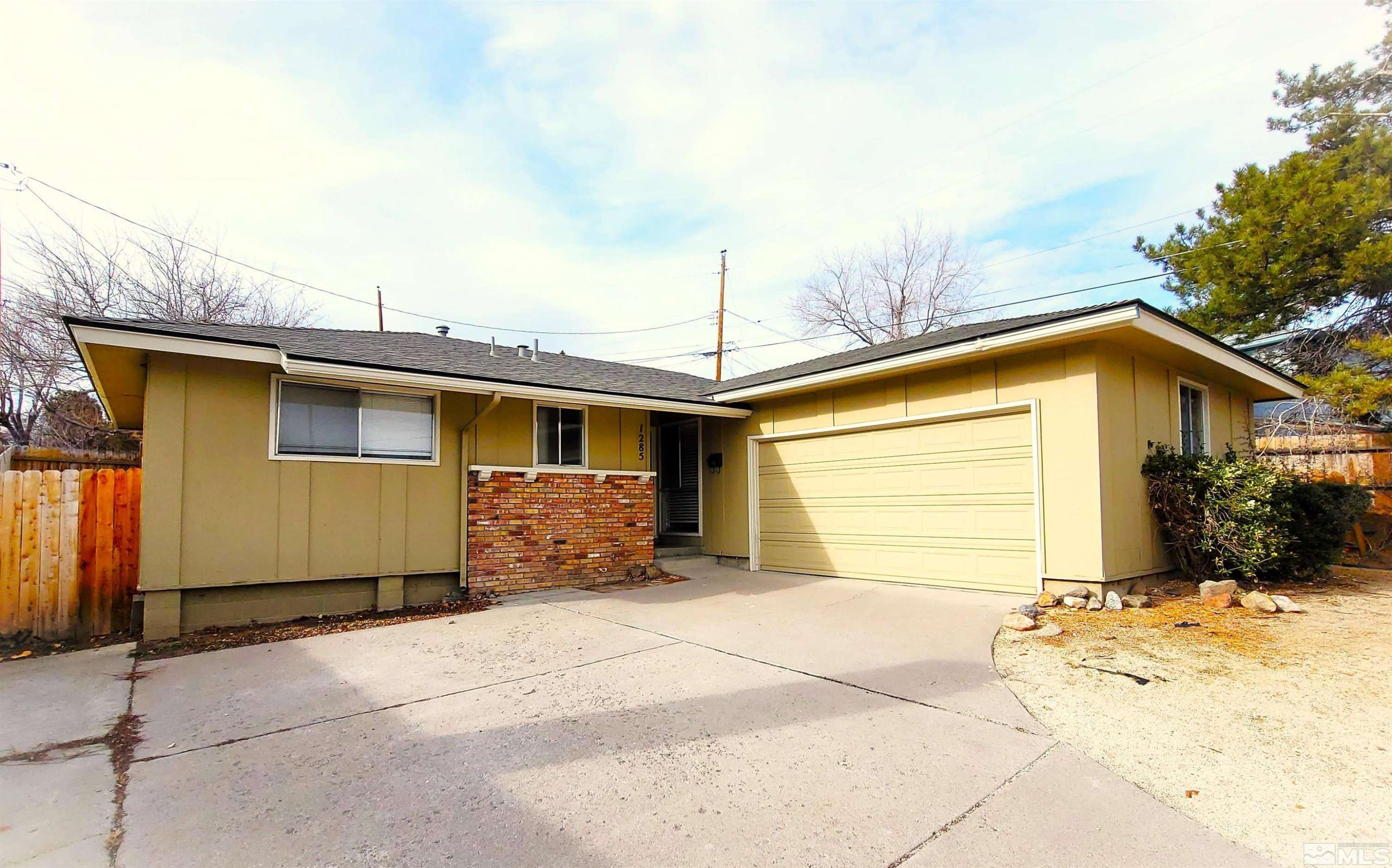 Reno, NV 89503,1285 Rayburn DR Drive