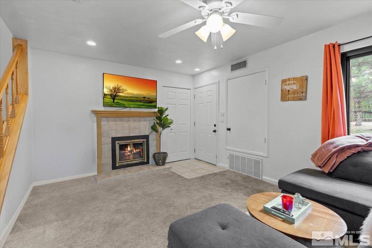 Reno, NV 89502,4917 Reggie RD Road