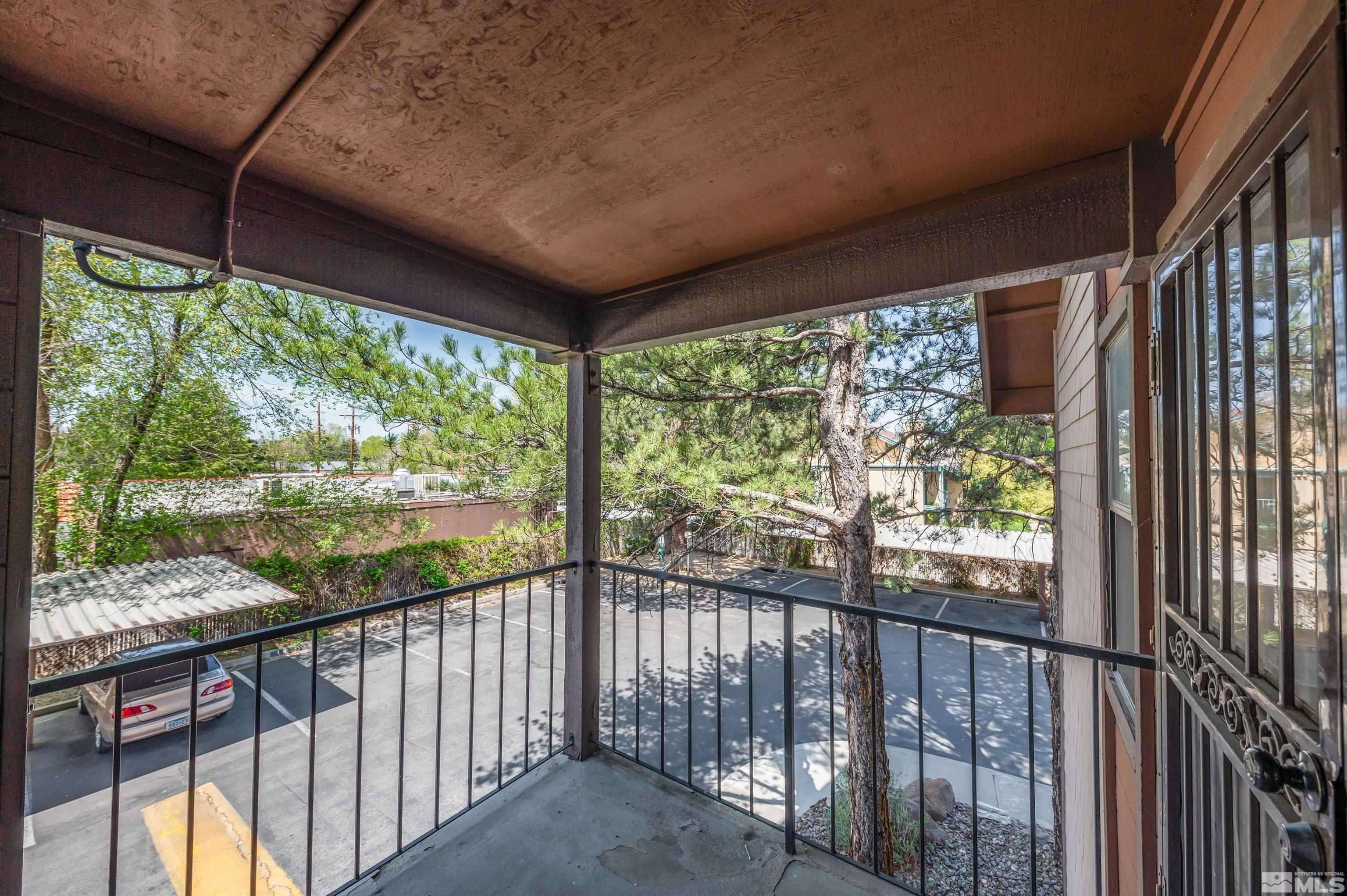 Reno, NV 89502,1465 E Peckham LN Lane #APT 20