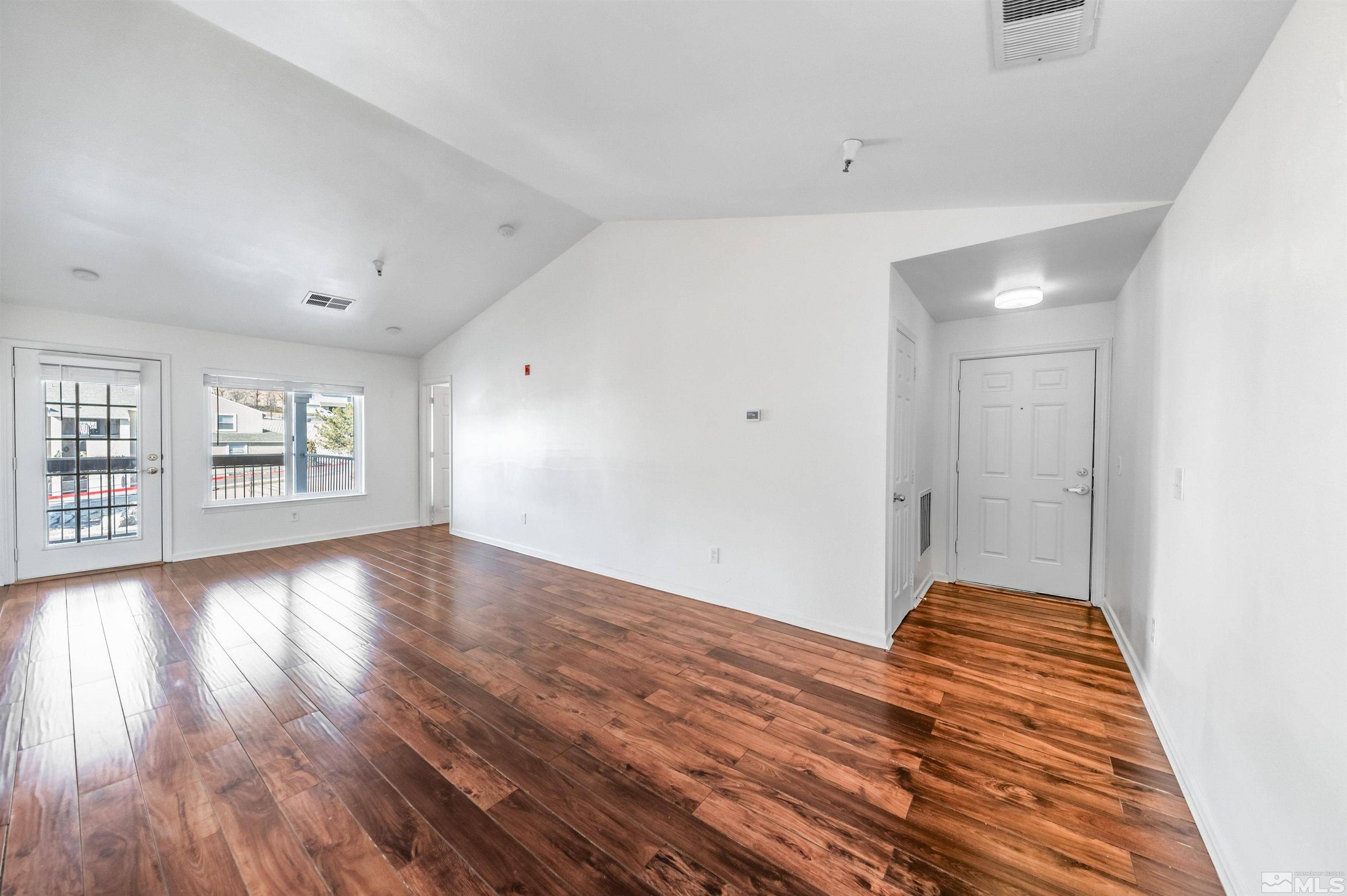 Reno, NV 89503,200 Talus WAY Way #334