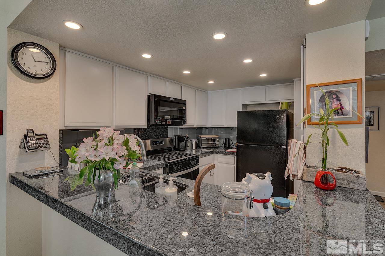 Reno, NV 89509,3191 Oakshire CT Court