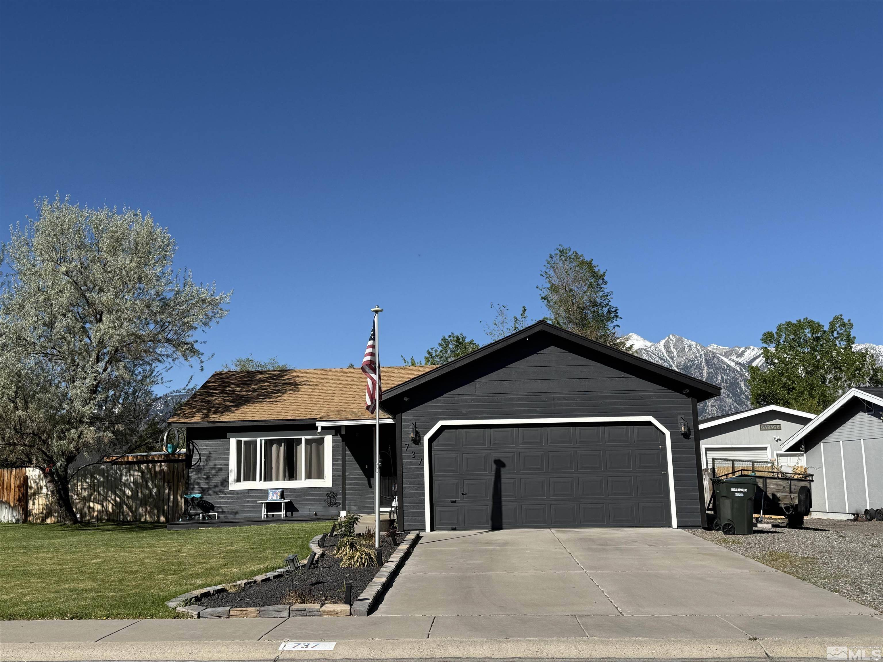 Gardnerville, NV 89460,737 Hornet