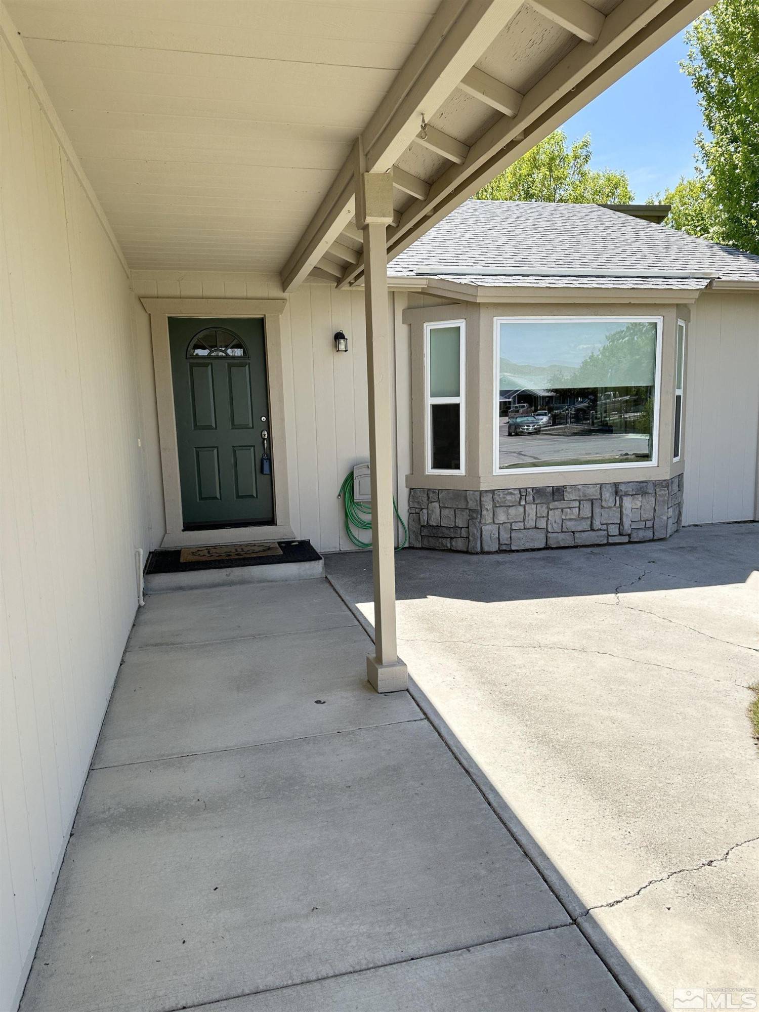 Sparks, NV 89436,425 Nicole