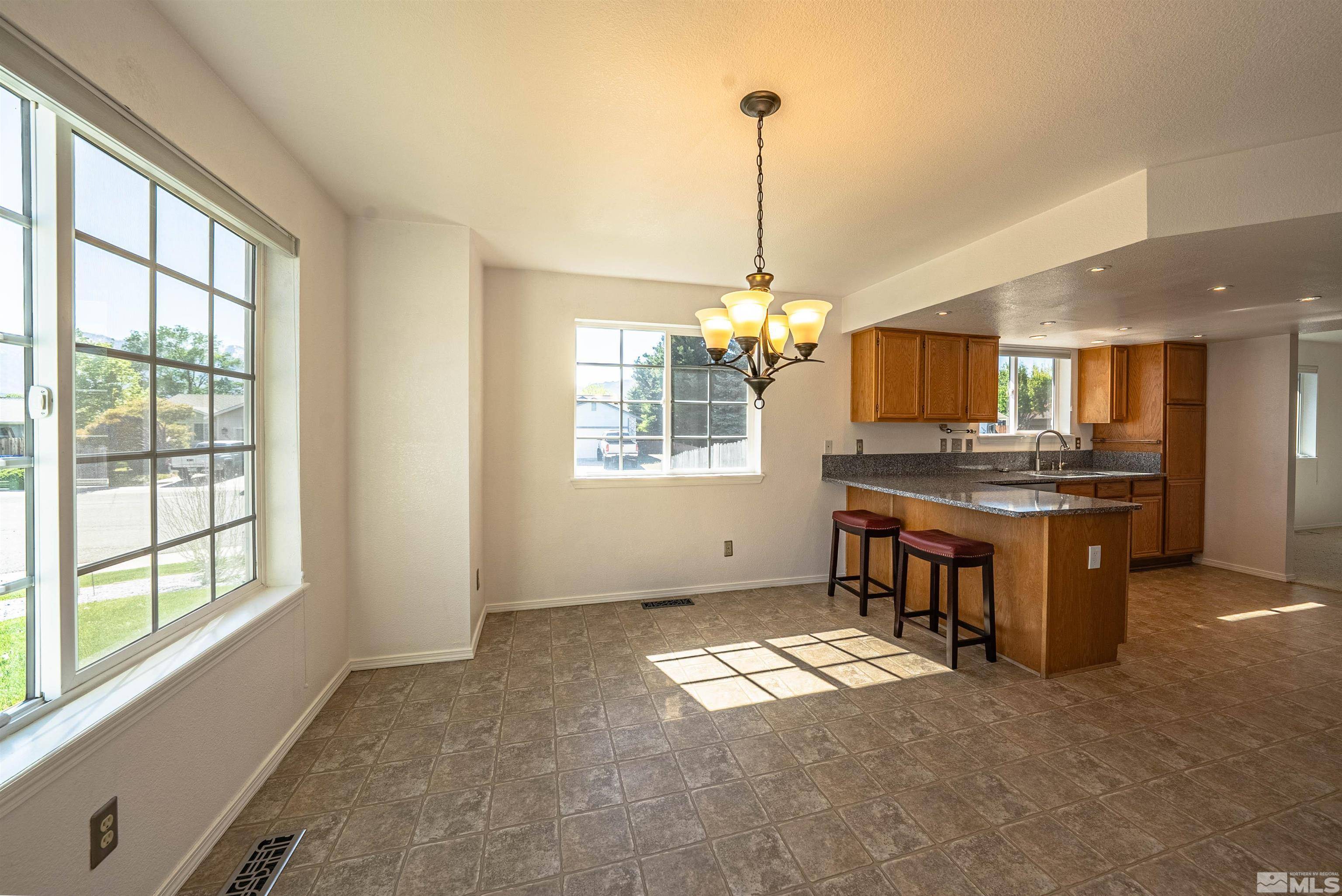 Carson City, NV 89705,980 Ridgeview DR Drive