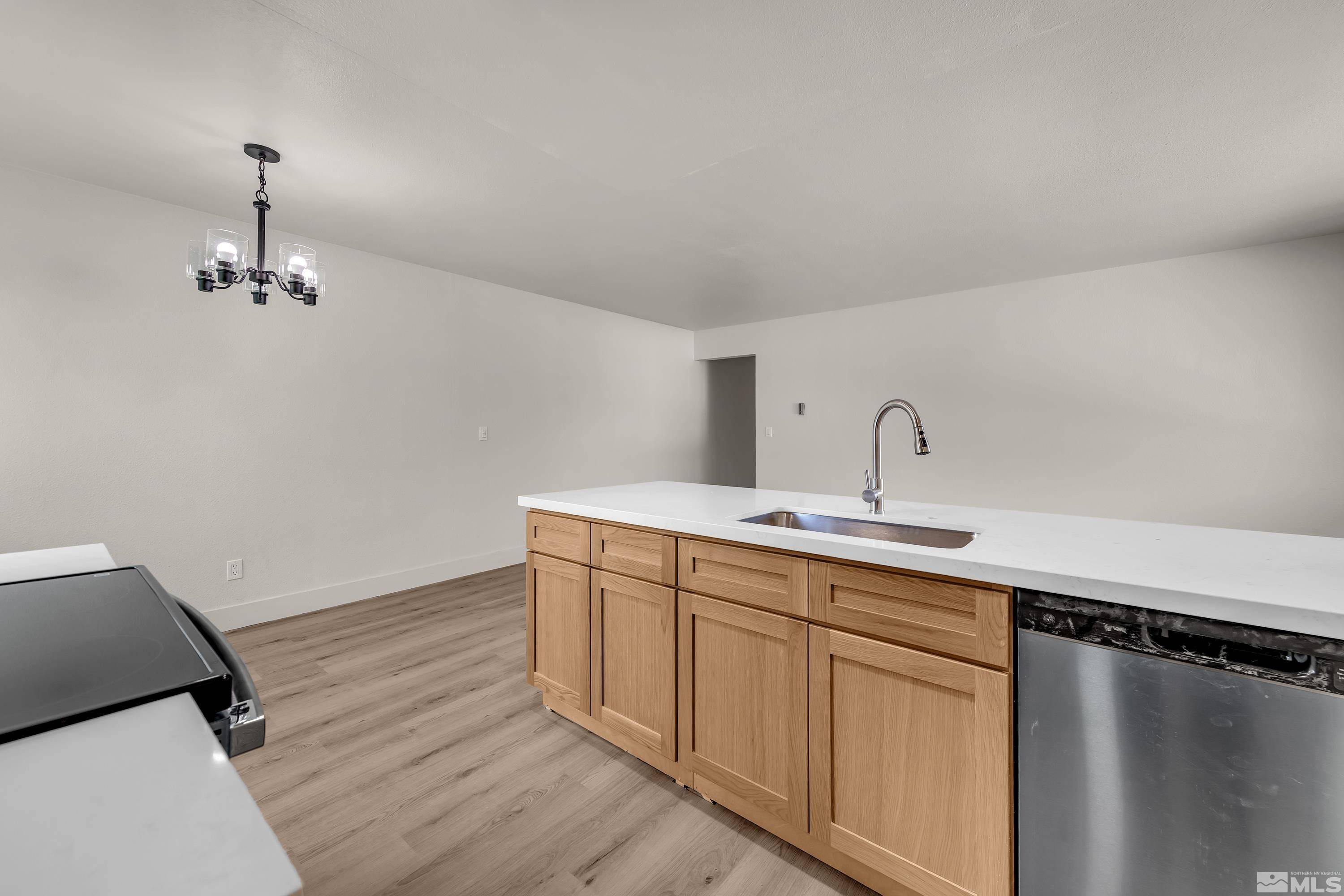 Reno, NV 89502,745 Jamaica AVE Avenue #4
