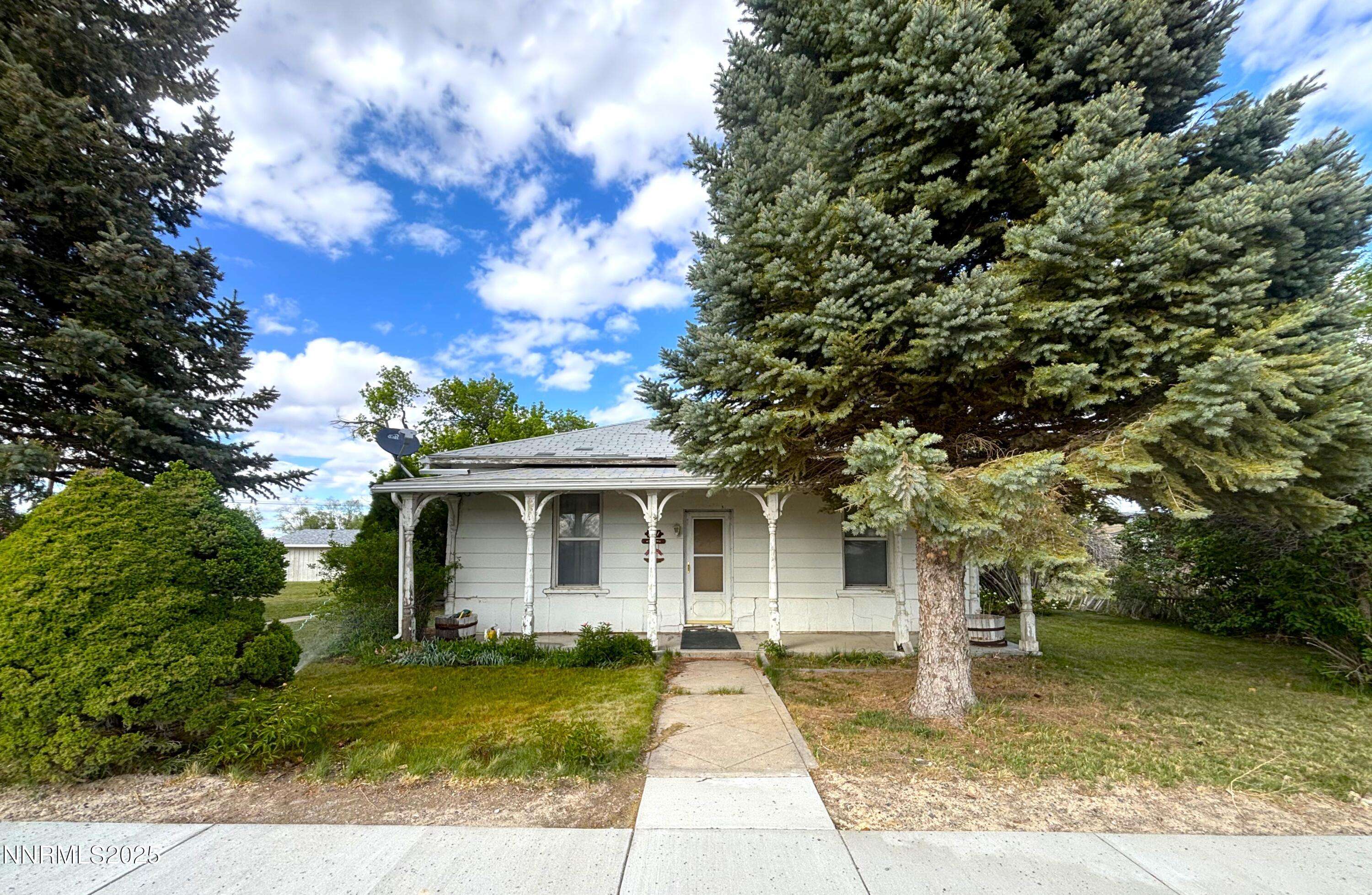 Battle Mountain, NV 89820,831 N 1st ST Street